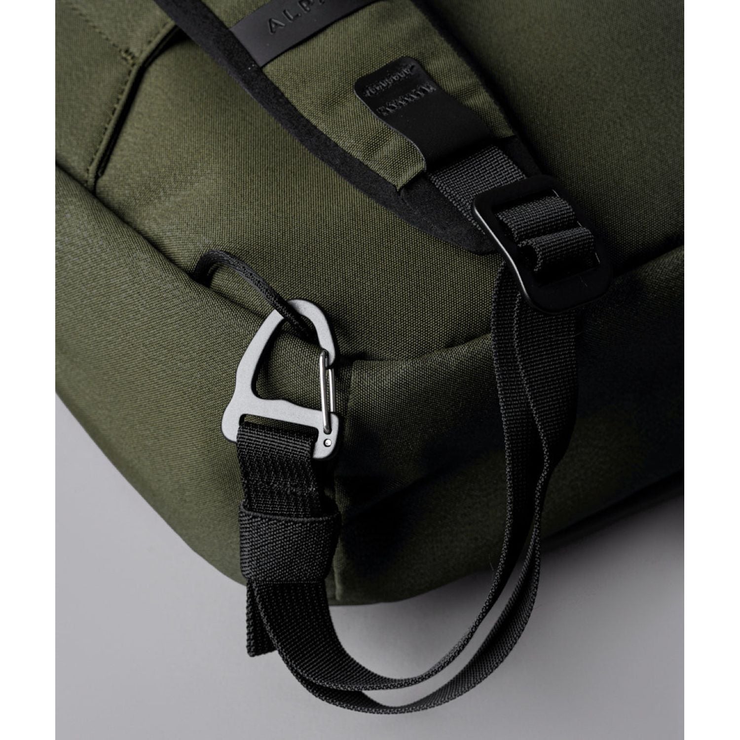 ALPAKA Bravo Totepack Axoflux 300D (Army Green)