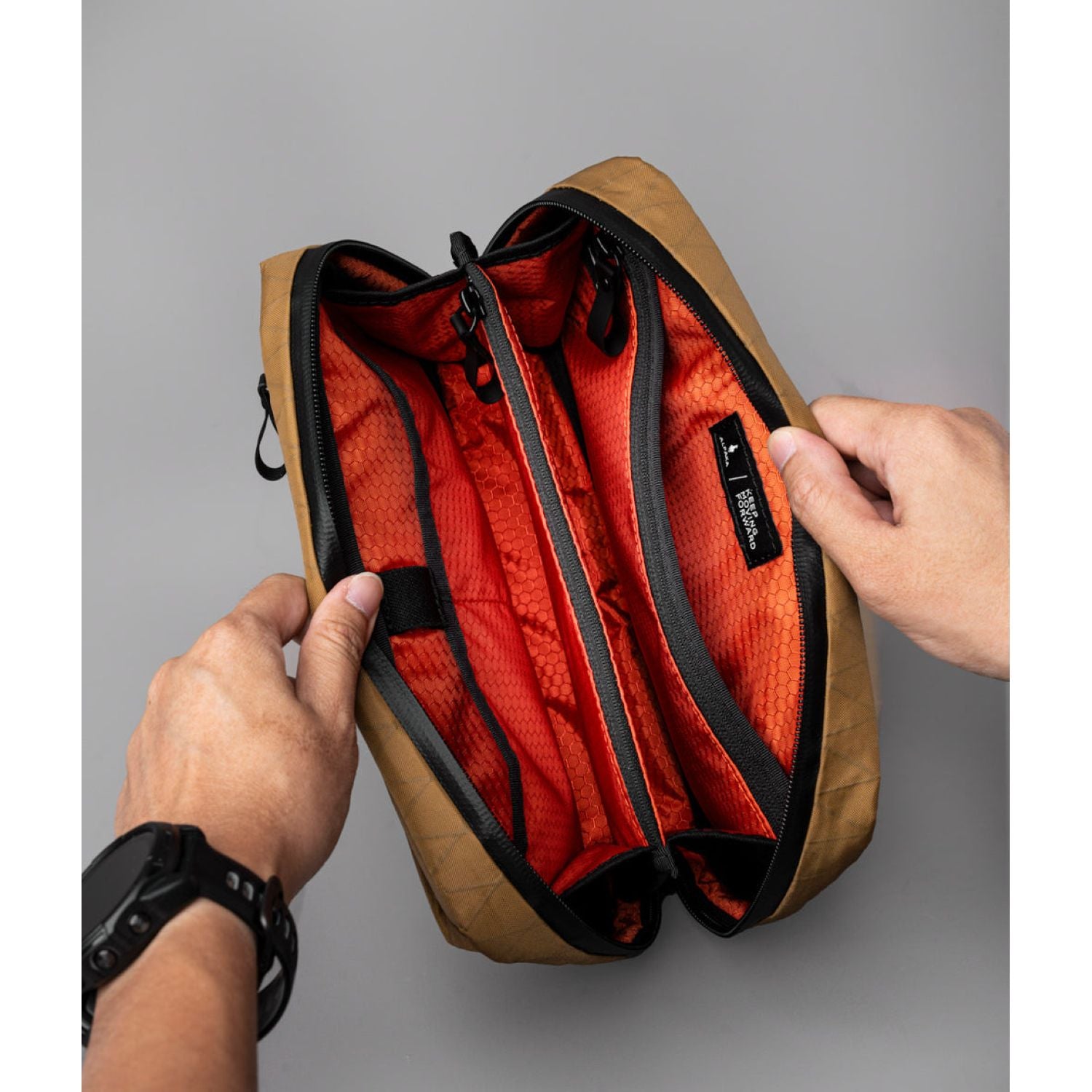 ALPAKA Elements Tech Case X-Pac VX21 (Coyote Brown)