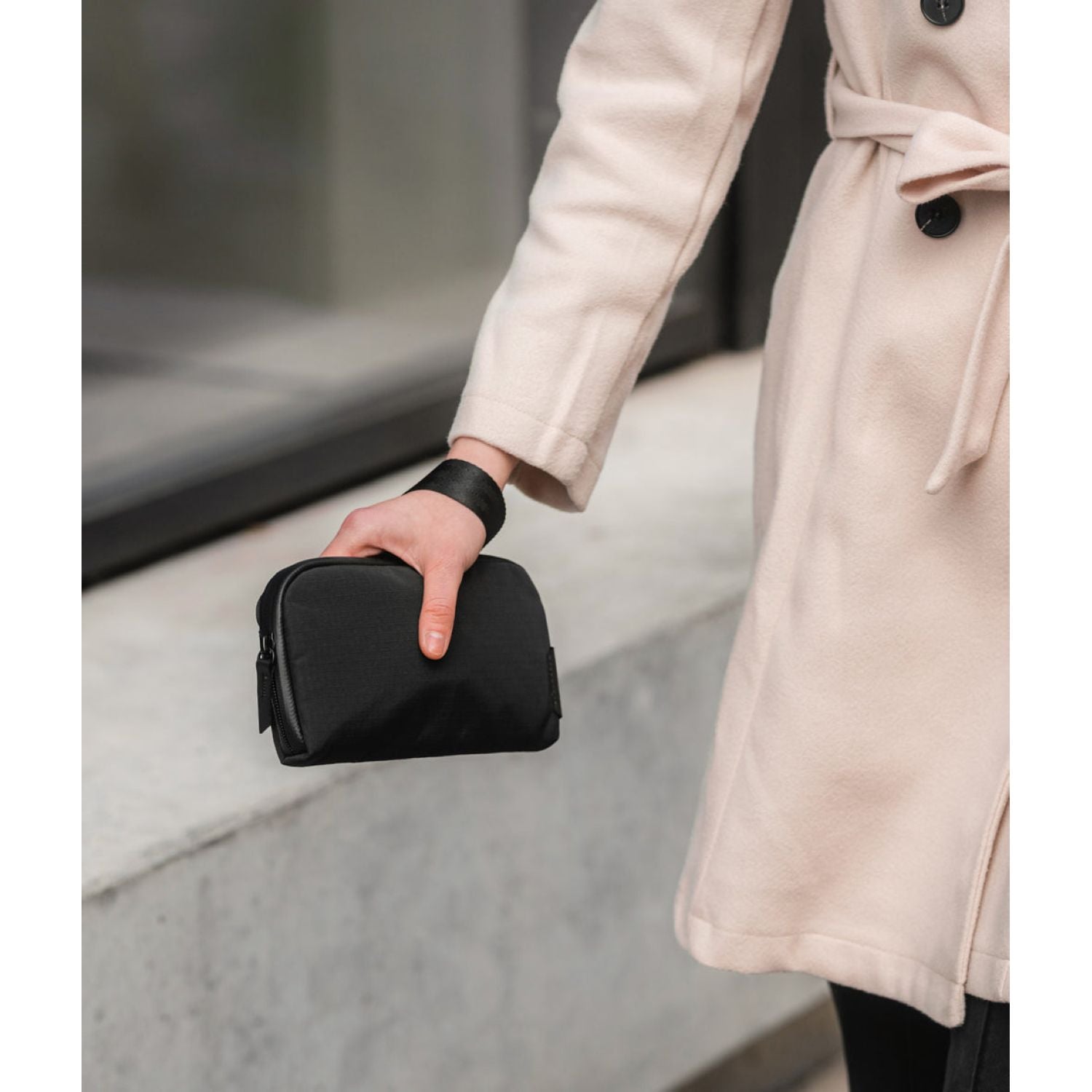 ALPAKA Flight Pouch Axoflux 210D (Black)