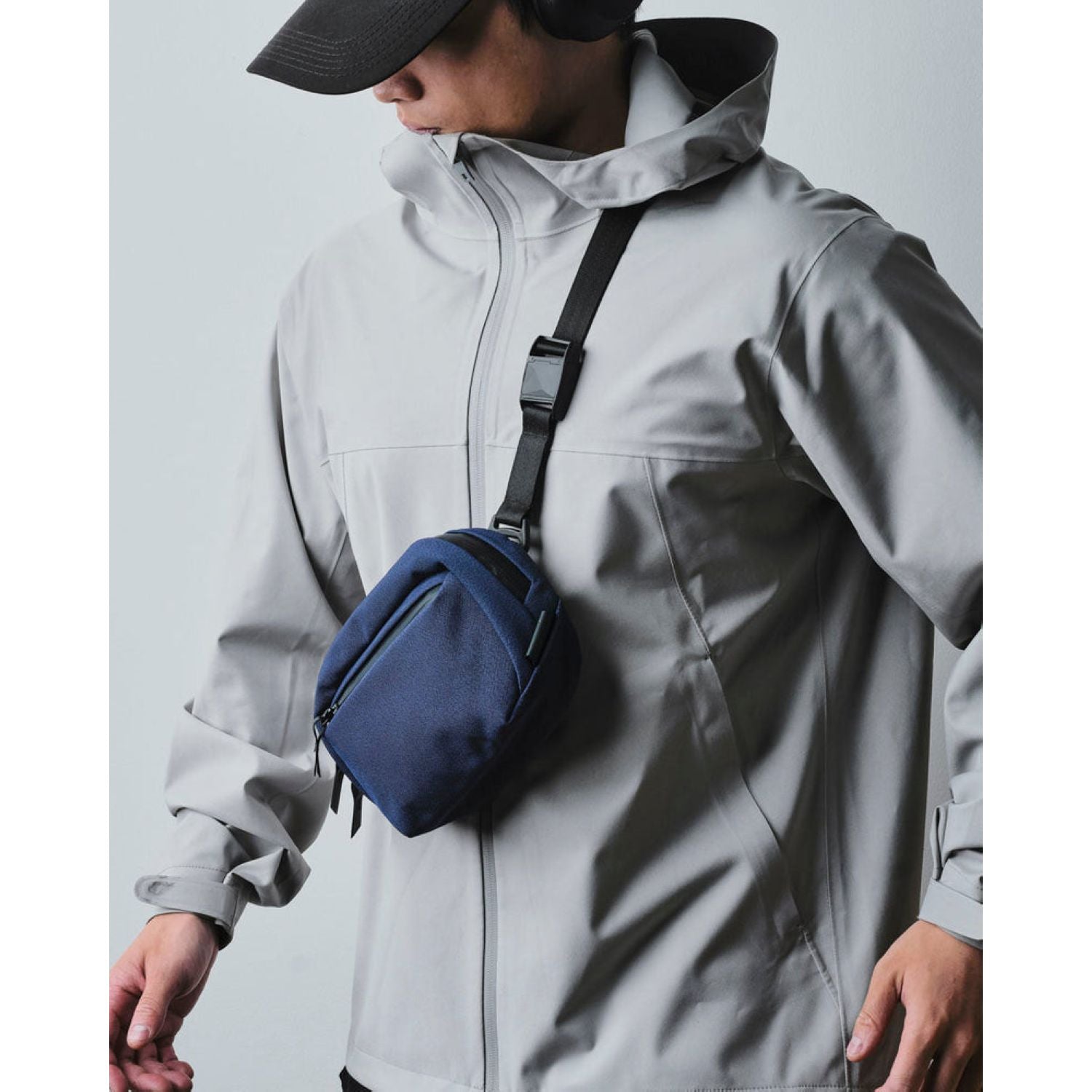 ALPAKA Go Sling Nano Axoflux 600D (Blue)