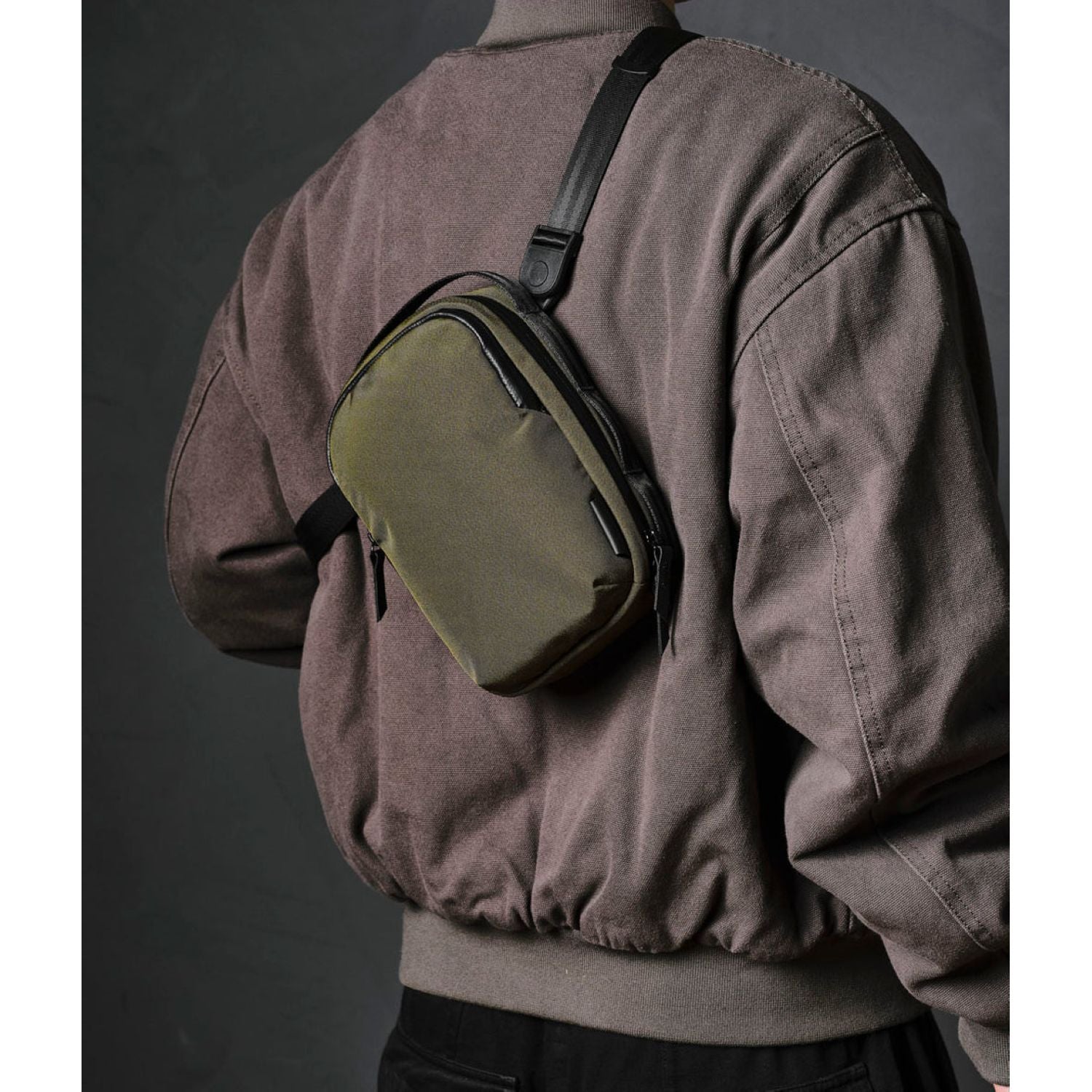 ALPAKA Metro Sling V2 Axoflux 300D (Army Green)