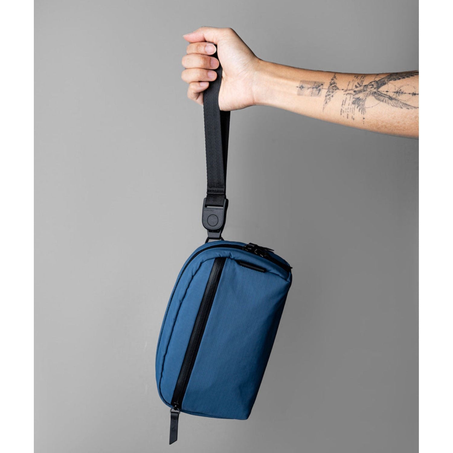 ALPAKA Toiletry Bag Axoflux 210D (Blue)