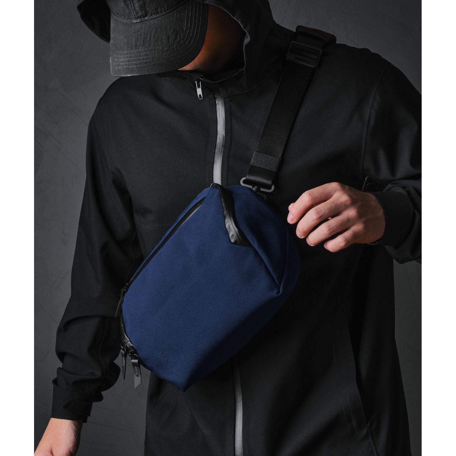 ALPAKA Vertex Pouch Axoflux 600D (Blue)