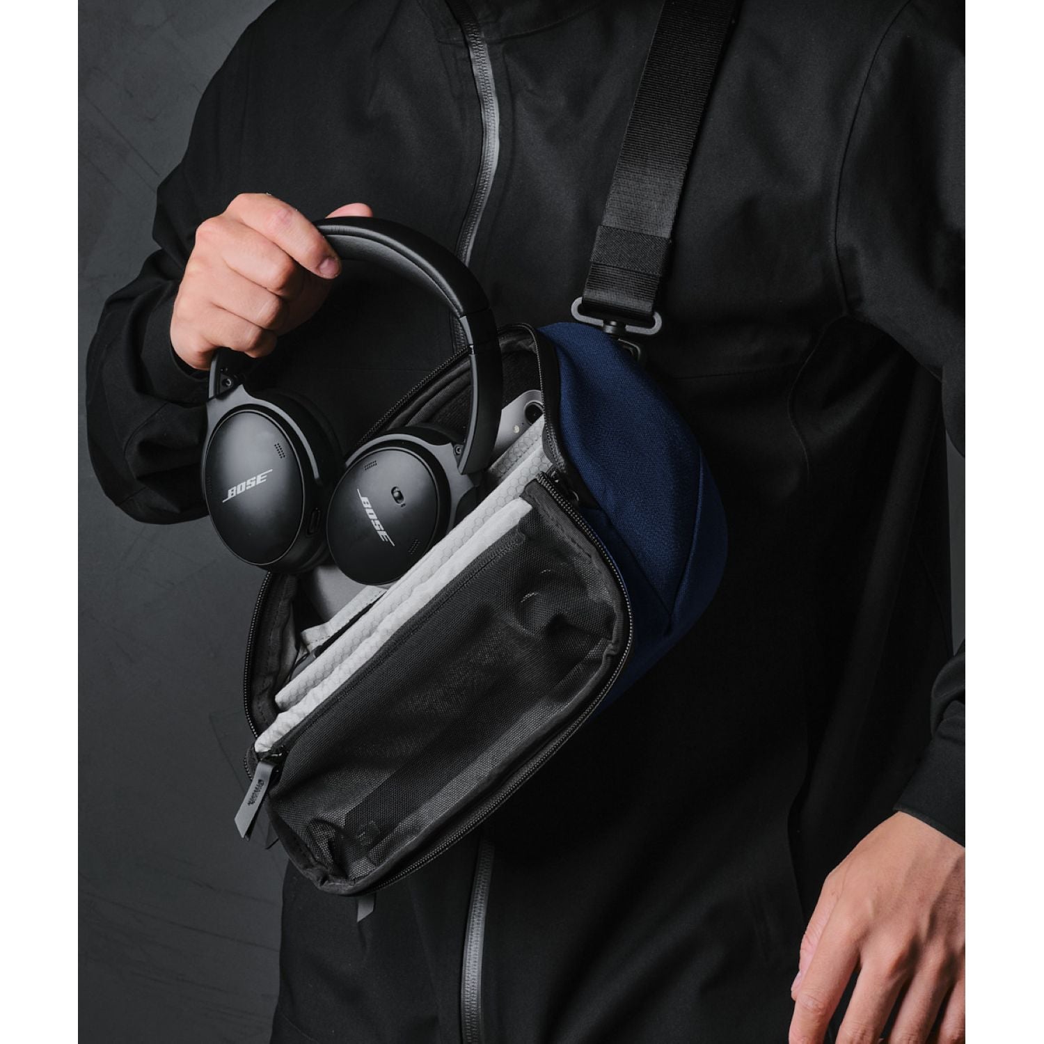 ALPAKA Vertex Pouch Axoflux 600D (Blue)