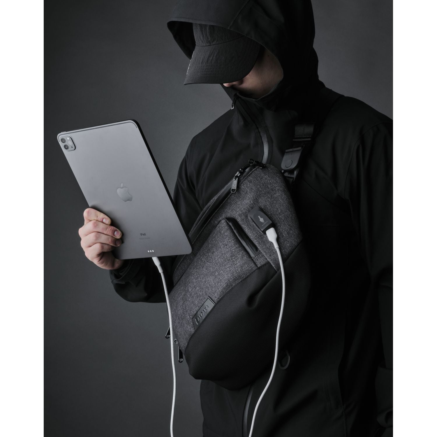 ALPAKA Bravo Sling Max V2 (Graphite Grey)