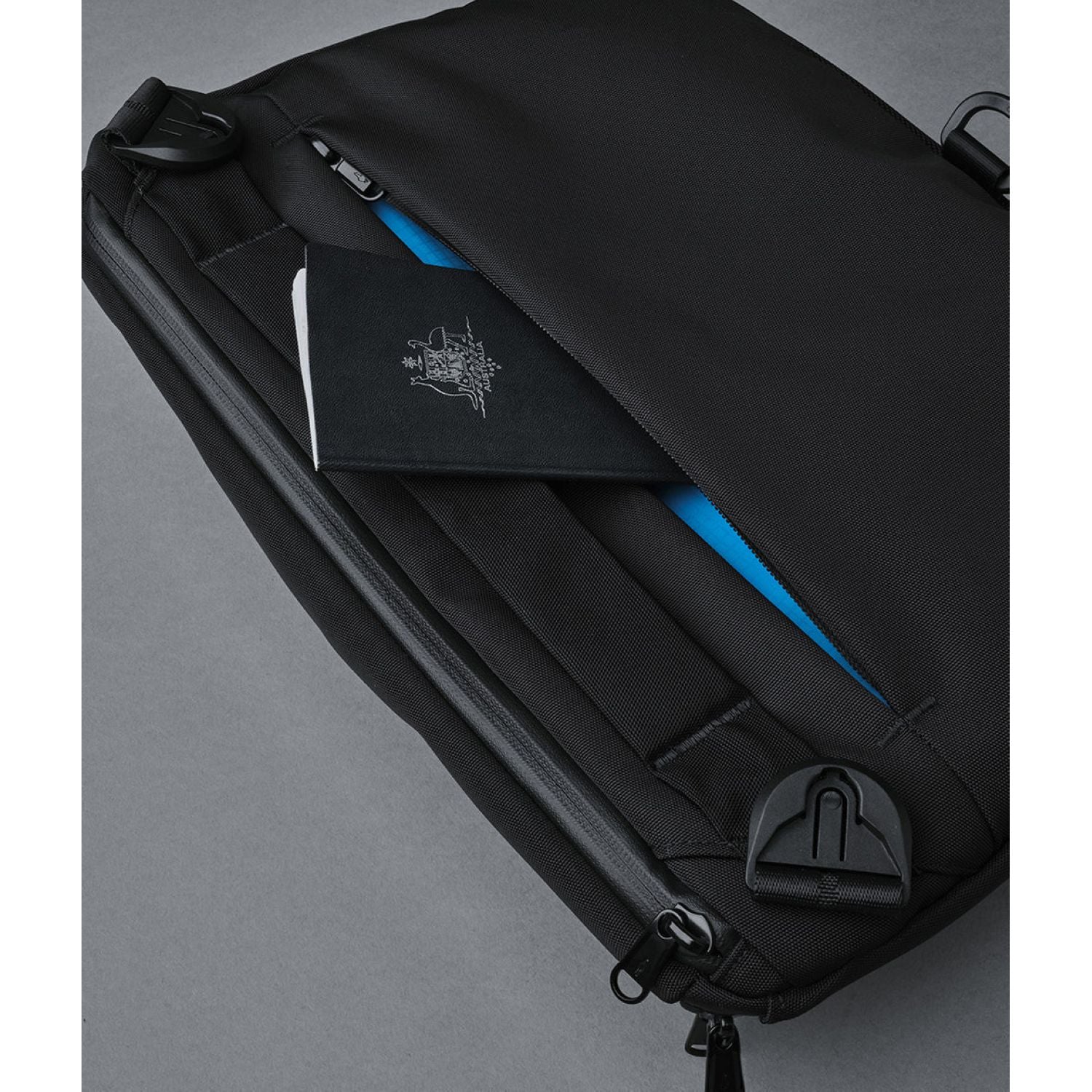 ALPAKA Bravo Sling Max V2 (Jet Black)