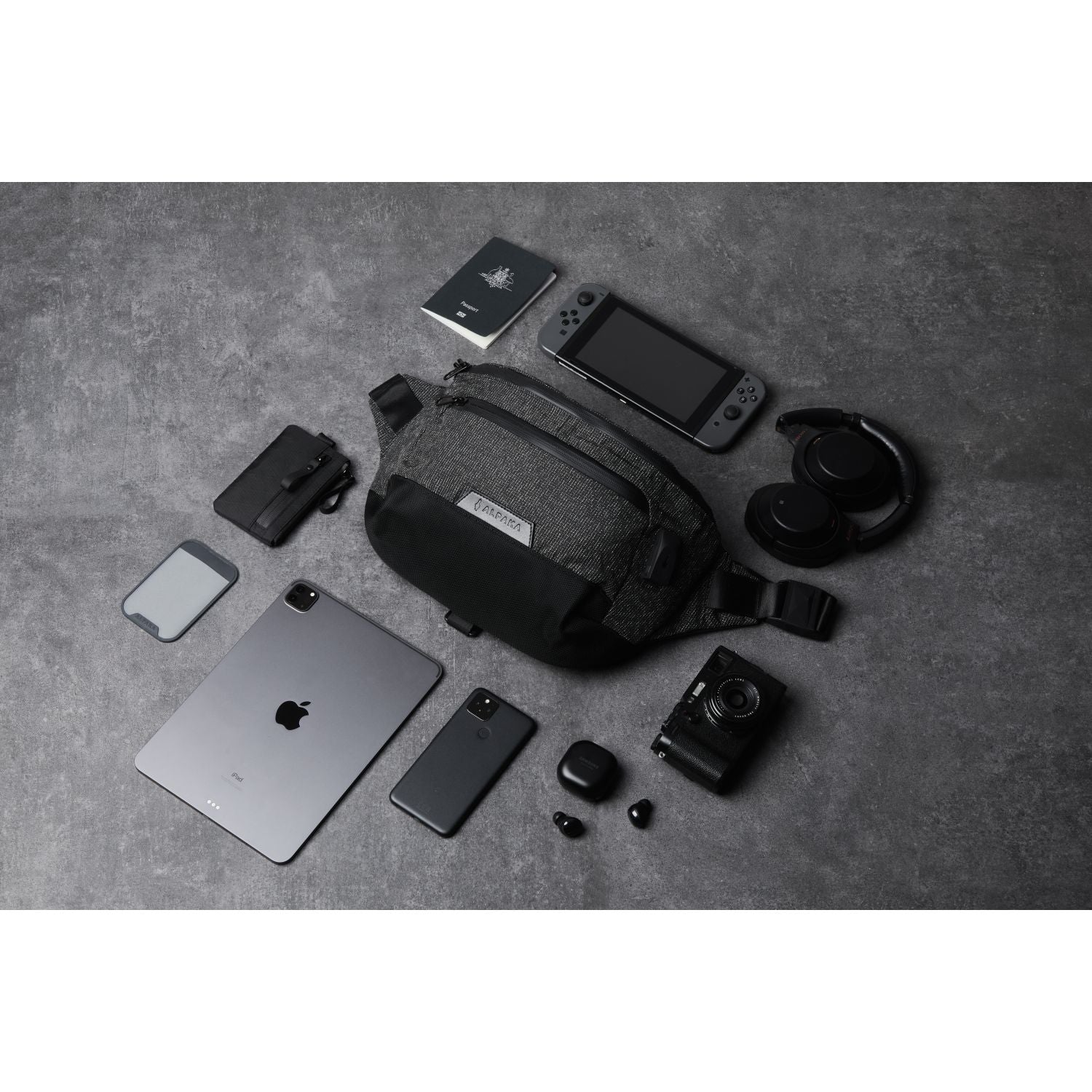 ALPAKA Bravo Sling Pro V2 (Charcoal Black)