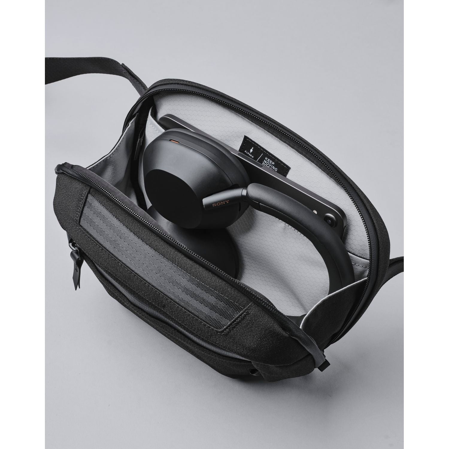 ALPAKA Bravo Waist Pack Axoflux 600D (Black)