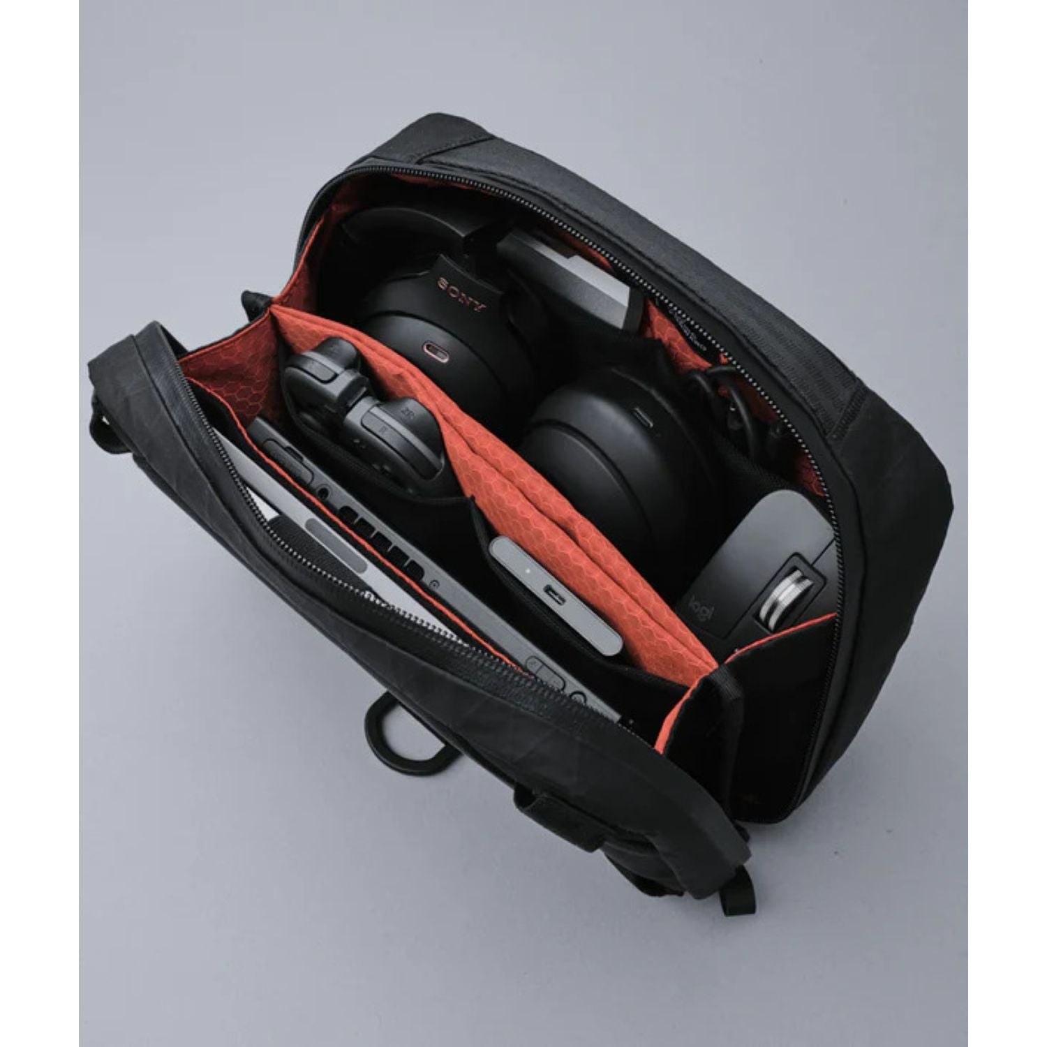 ALPAKA Elements Tech Case Max X-Pac VX21 (Black)