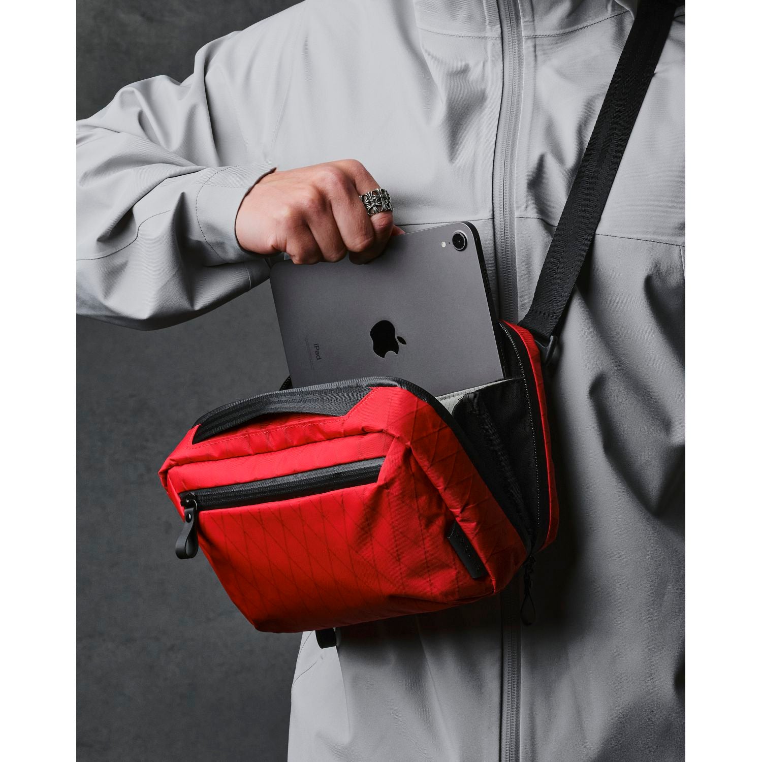 ALPAKA Elements Tech Case Max X-Pac VX21 (Red)