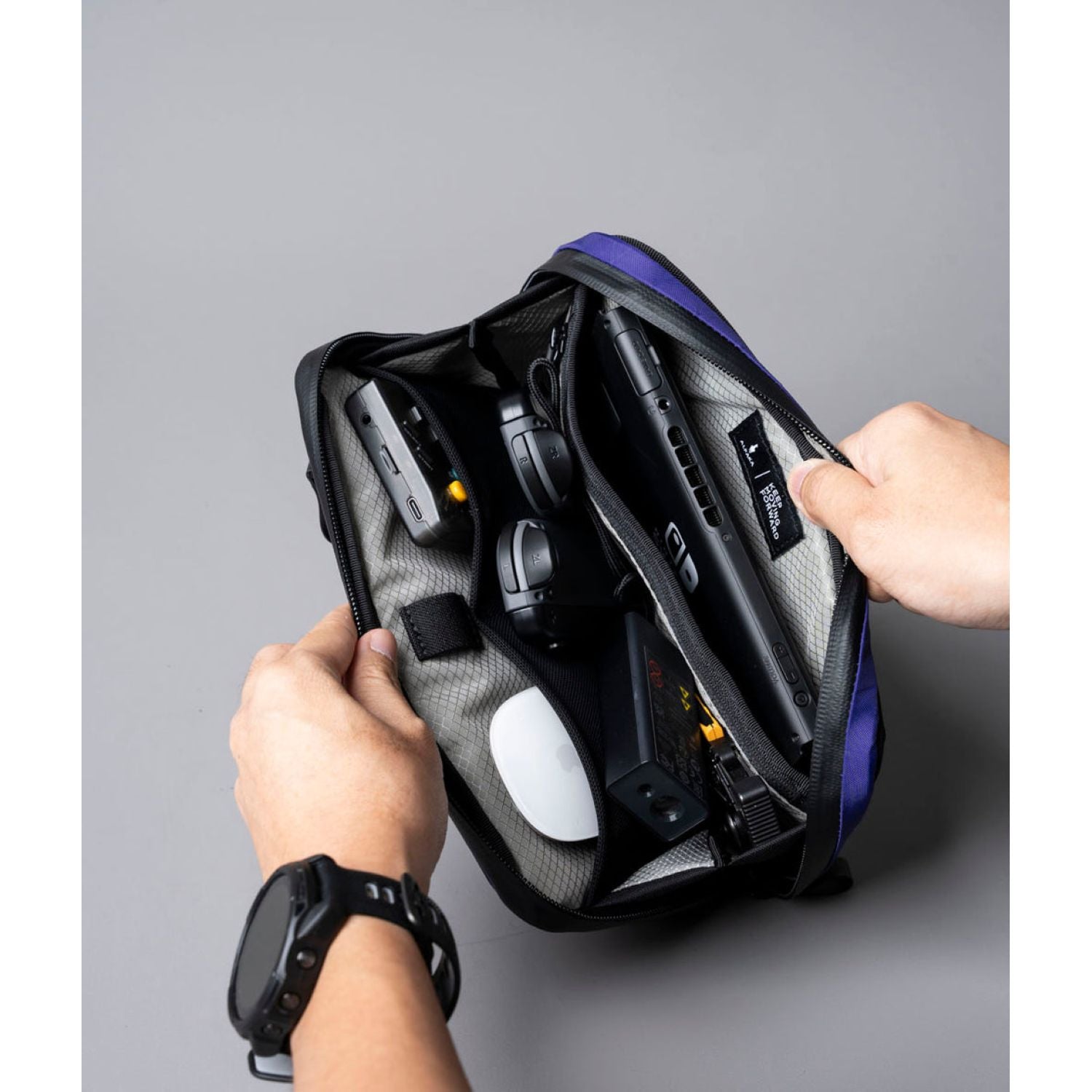 ALPAKA Elements Tech Case Mini X-Pac VX21 (Purple)