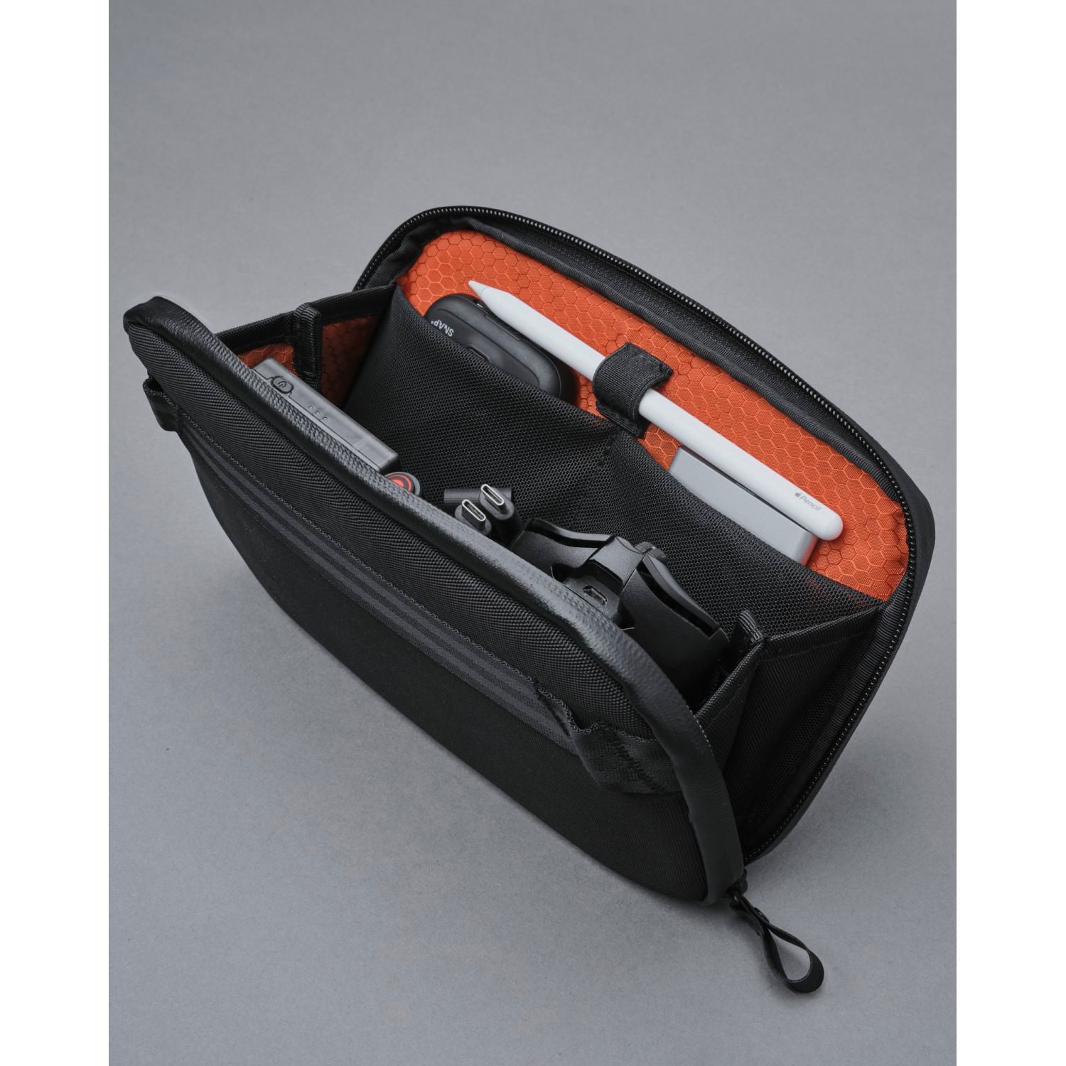 ALPAKA Elements Tech Case Mini X-Pac VX42 (Black)