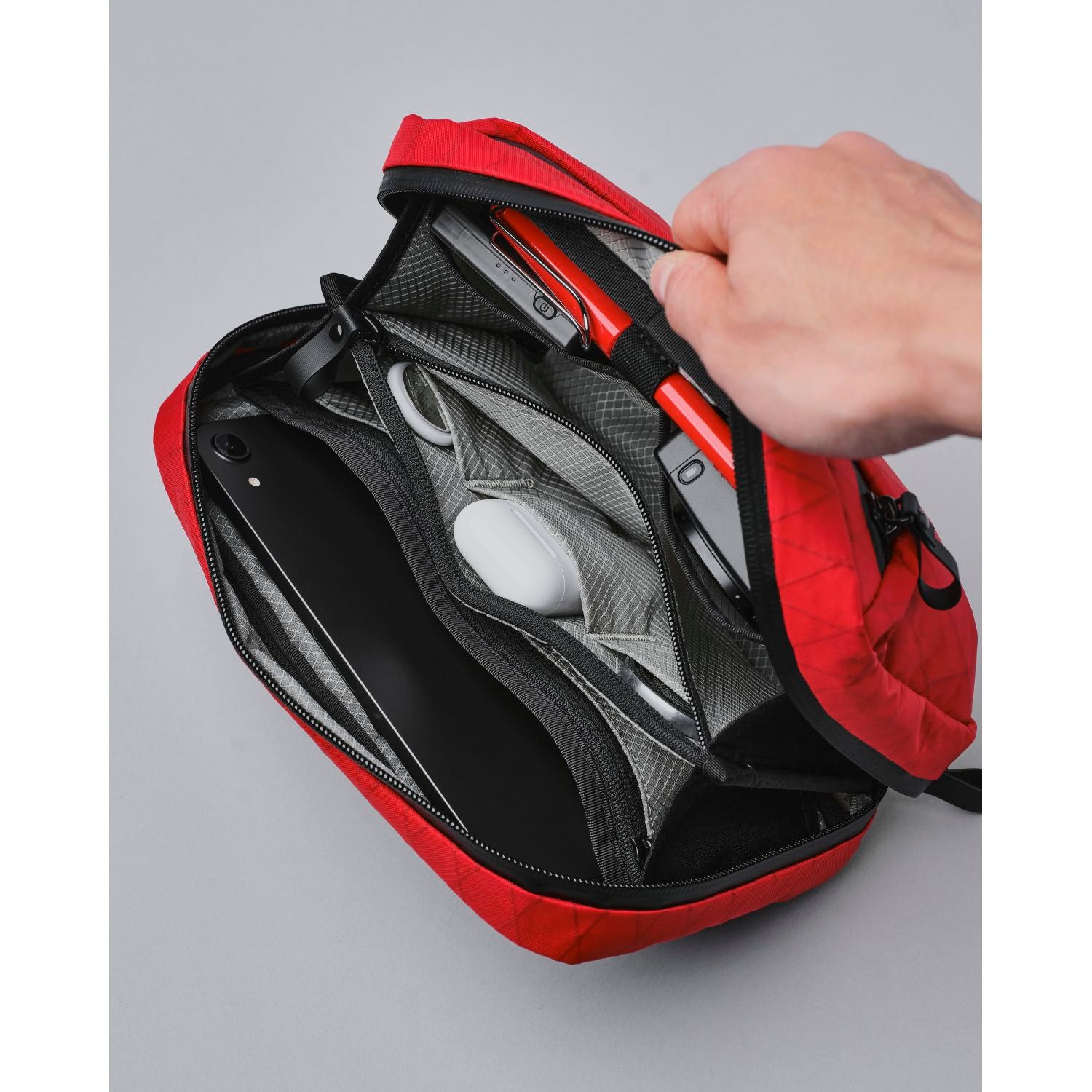 ALPAKA Elements Tech Case X-Pac VX21 (Red)