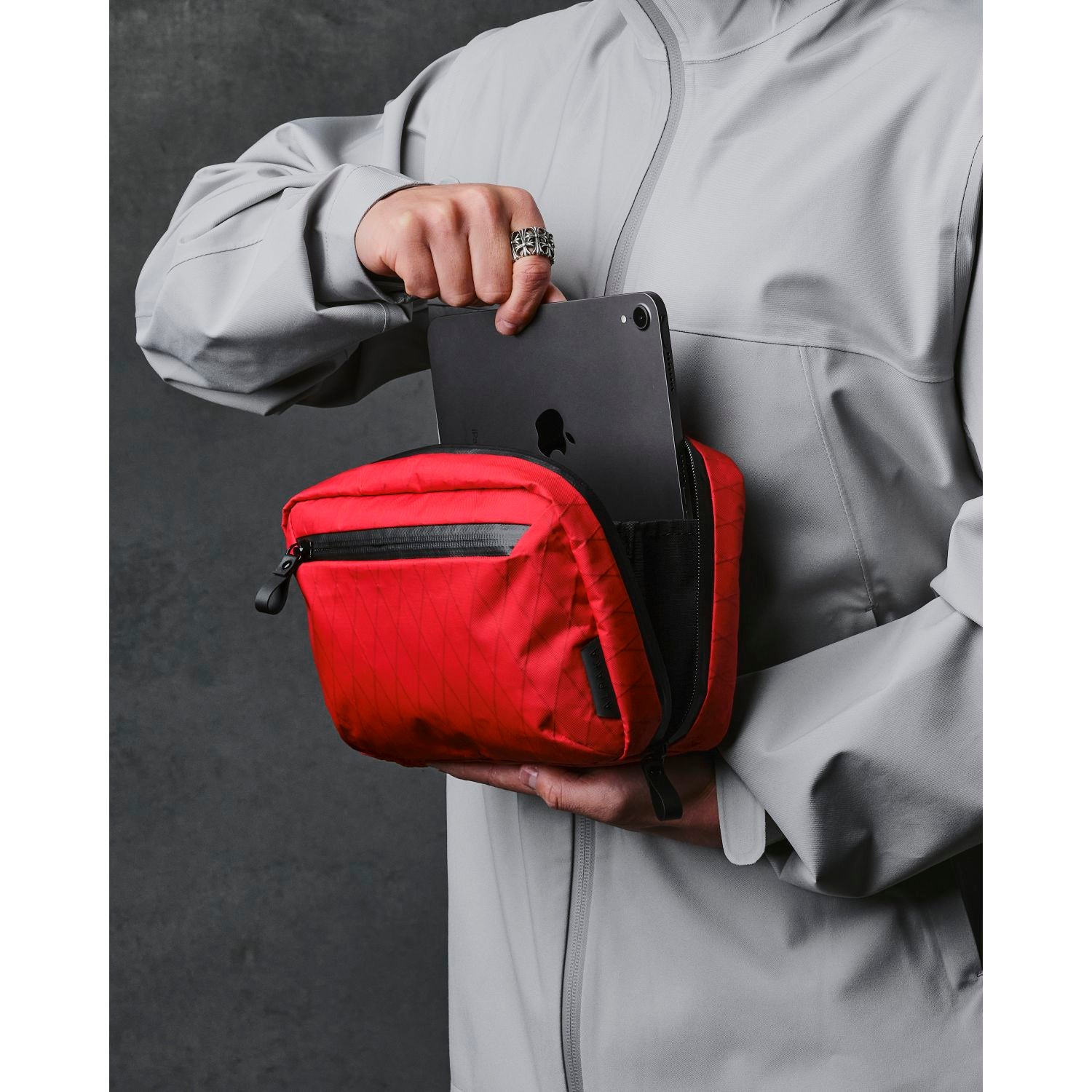 ALPAKA Elements Tech Case X-Pac VX21 (Red)