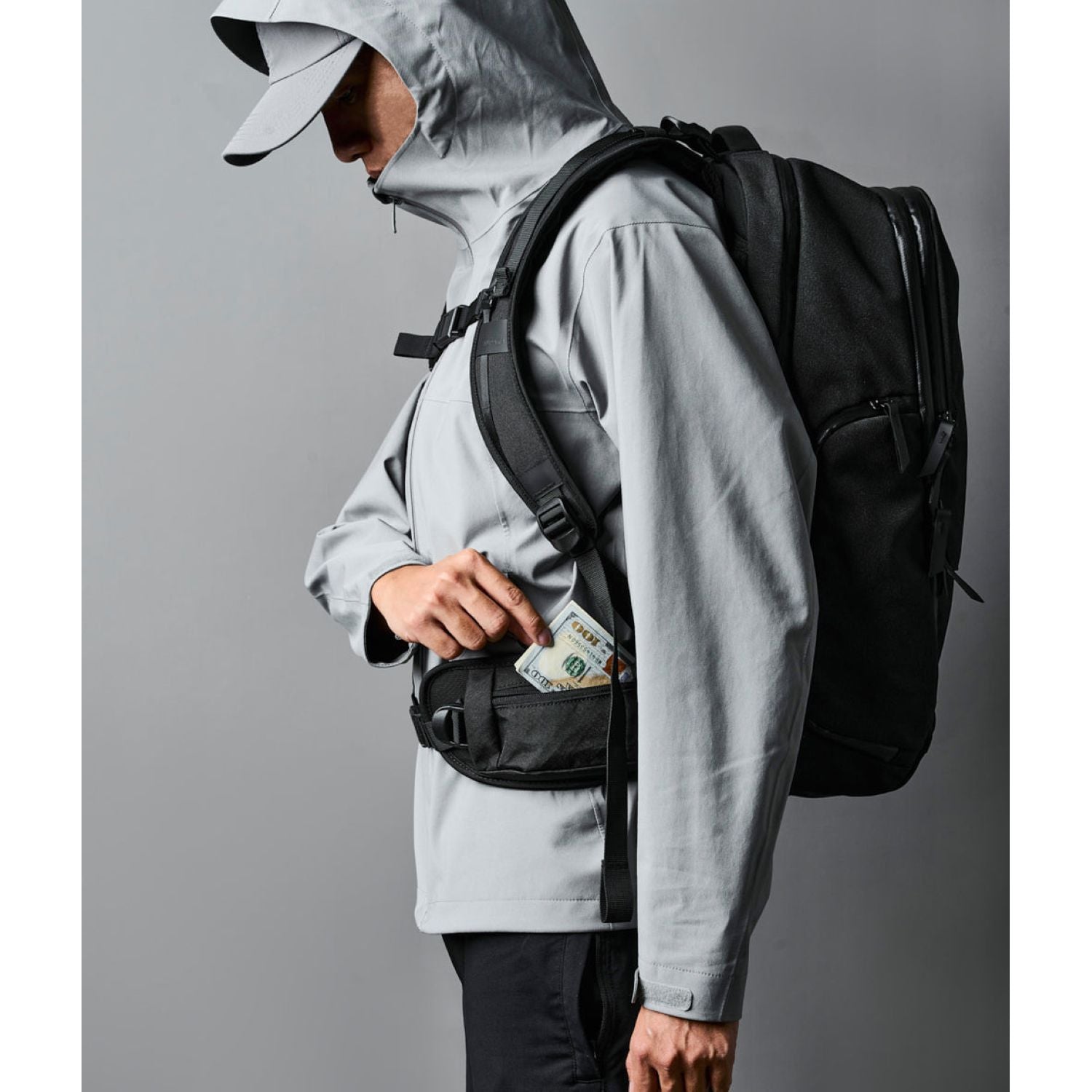 ALPAKA Elements Travel (35L) Axoflux 600D Backpack + Removable Waist Strap (Black)