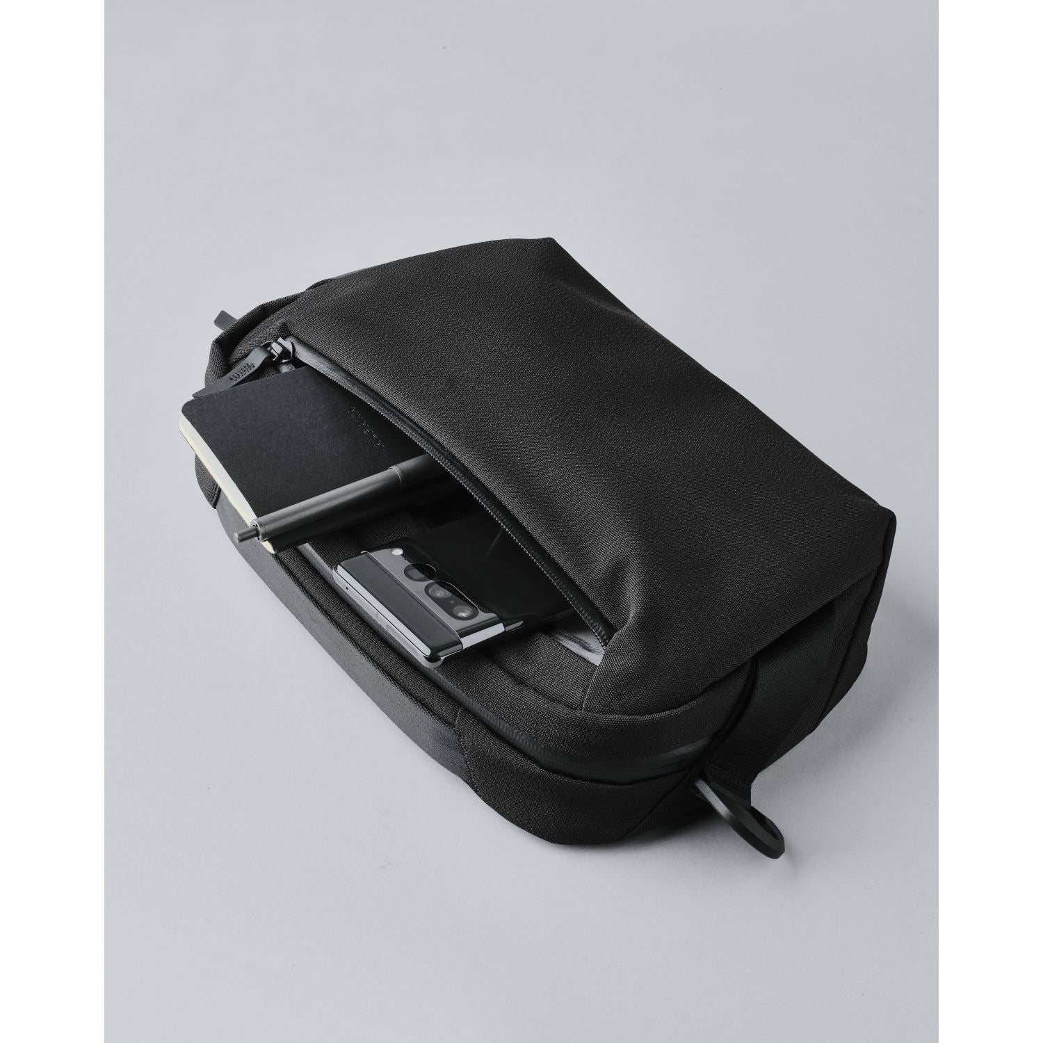 ALPAKA Go Sling Axoflux 600D (Black)