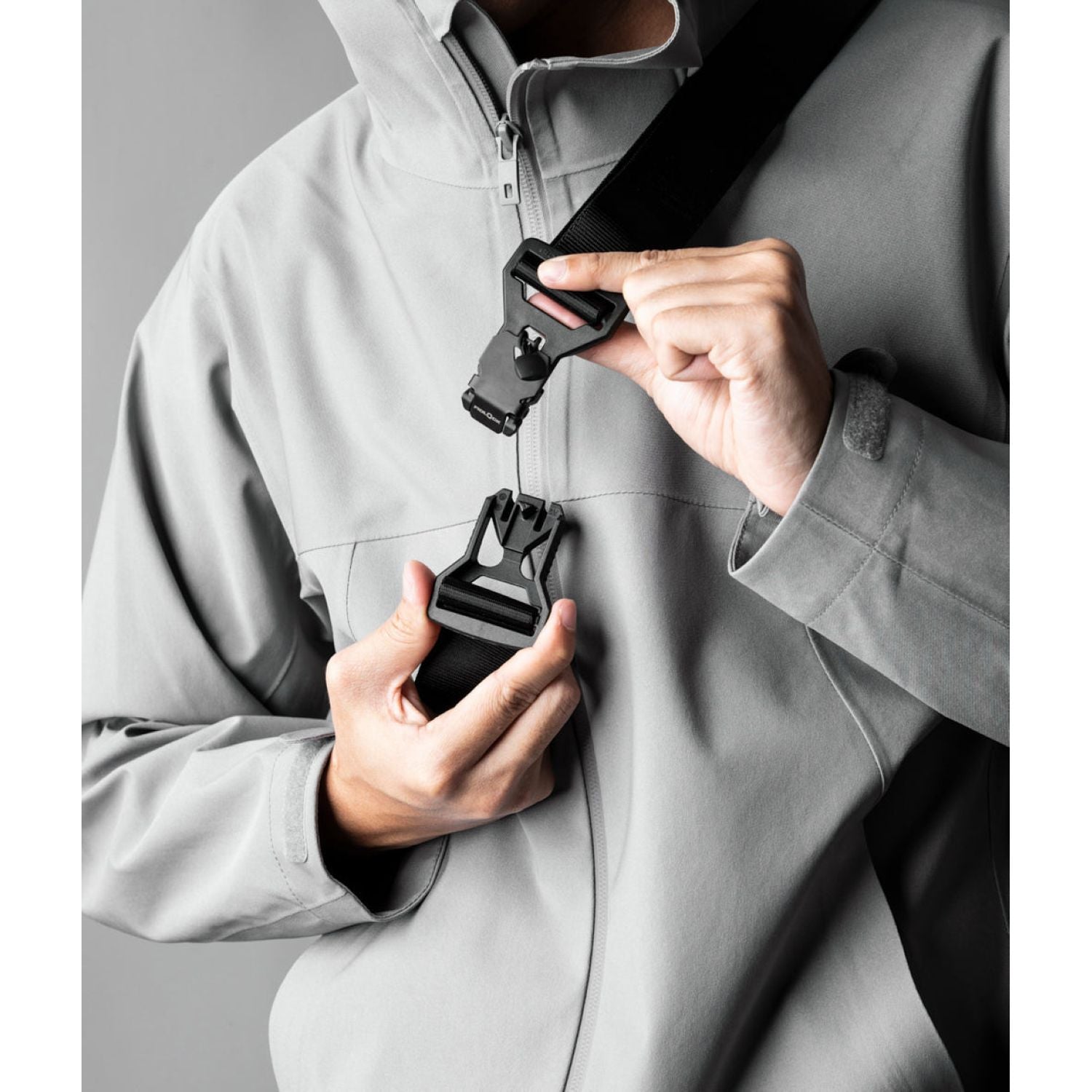 ALPAKA Go Sling Mini V2 X-Pac V21 (Black)