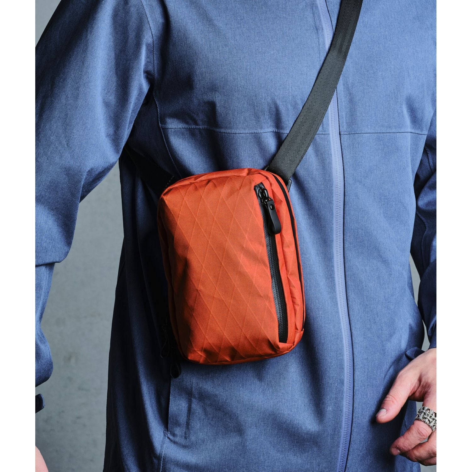 ALPAKA Metro Sling X-Pac RX30 (Cayenne)