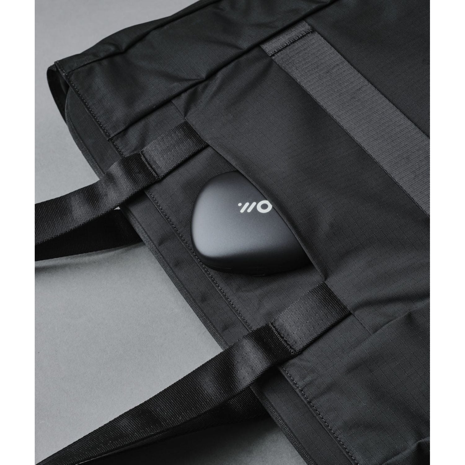 ALPAKA Metro Tote Axoflux 210D (Black)
