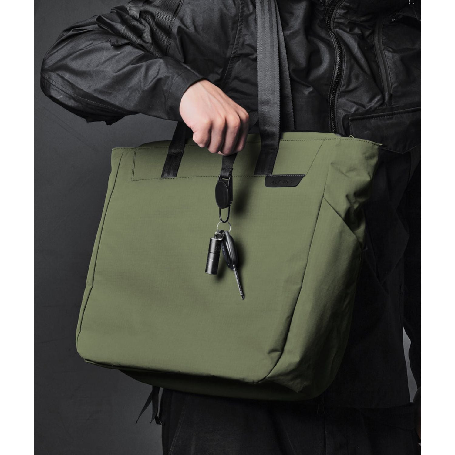 ALPAKA Metro Tote Bag Axoflux 210D (Green)