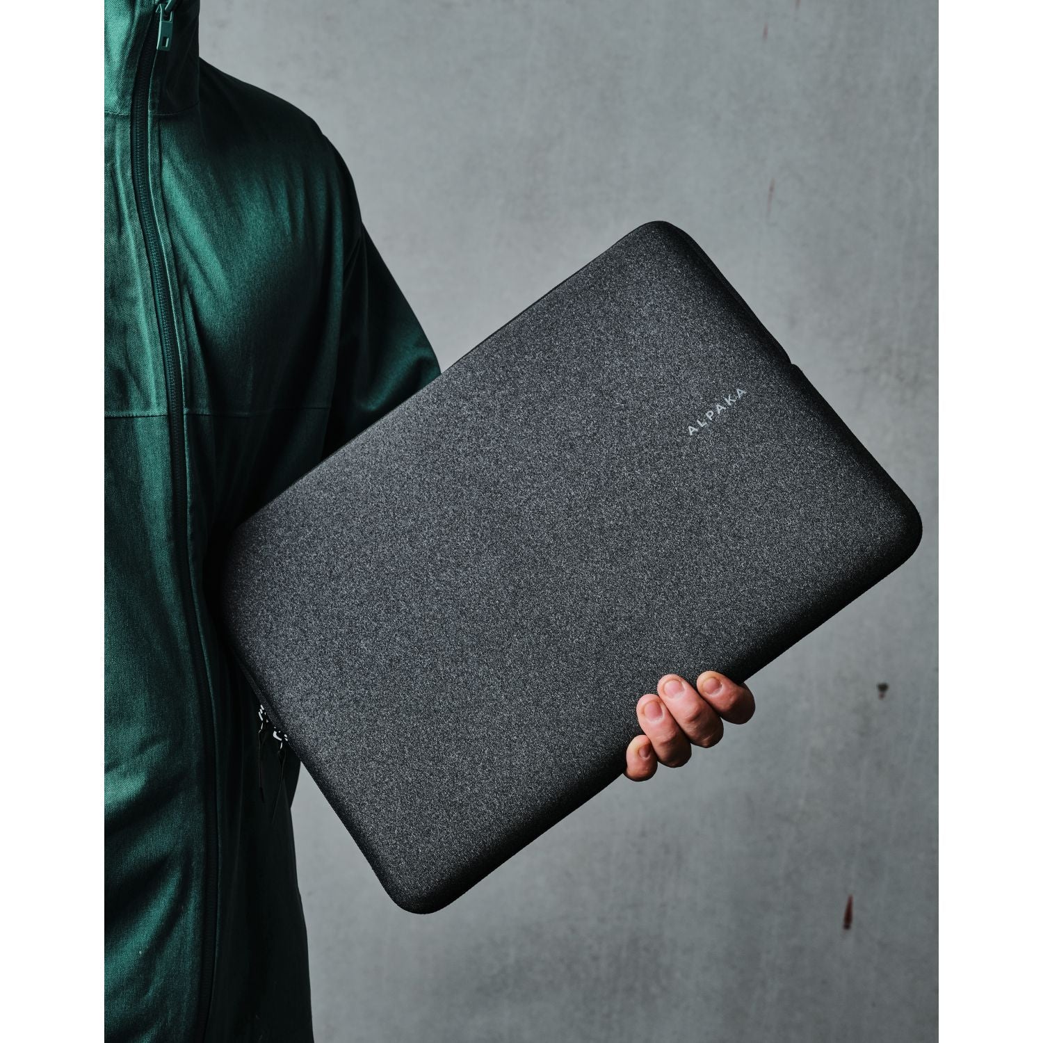 ALPAKA Slim Laptop Sleeve 16" (Grey)