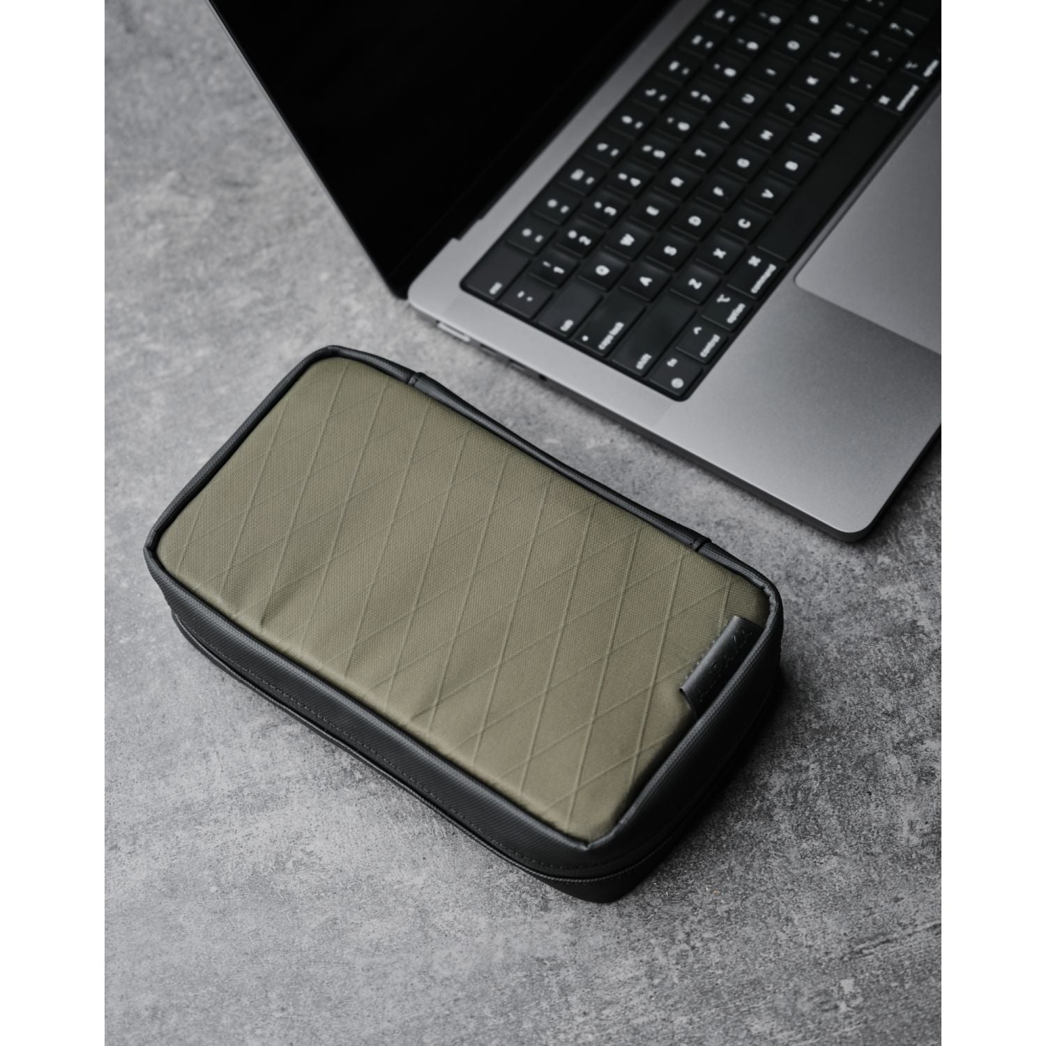 ALPAKA Tech Kit VX21 (Dark Green)