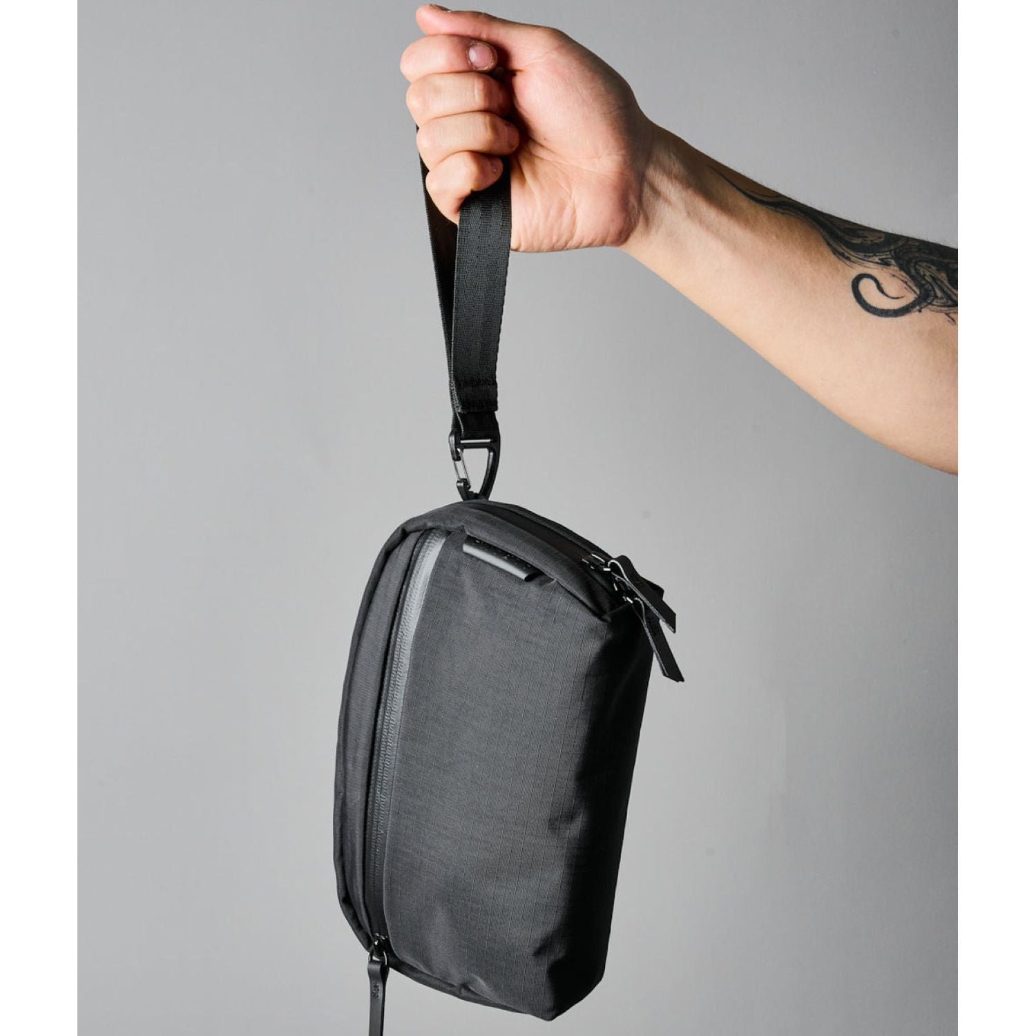 ALPAKA Toiletry Bag (Black)
