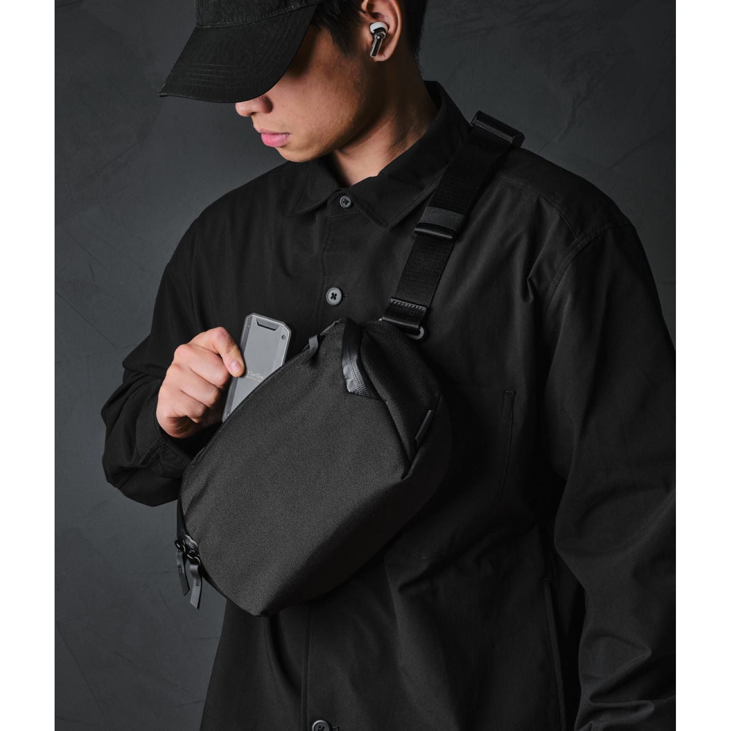 ALPAKA Vertex Pouch Axoflux 600D (Black)