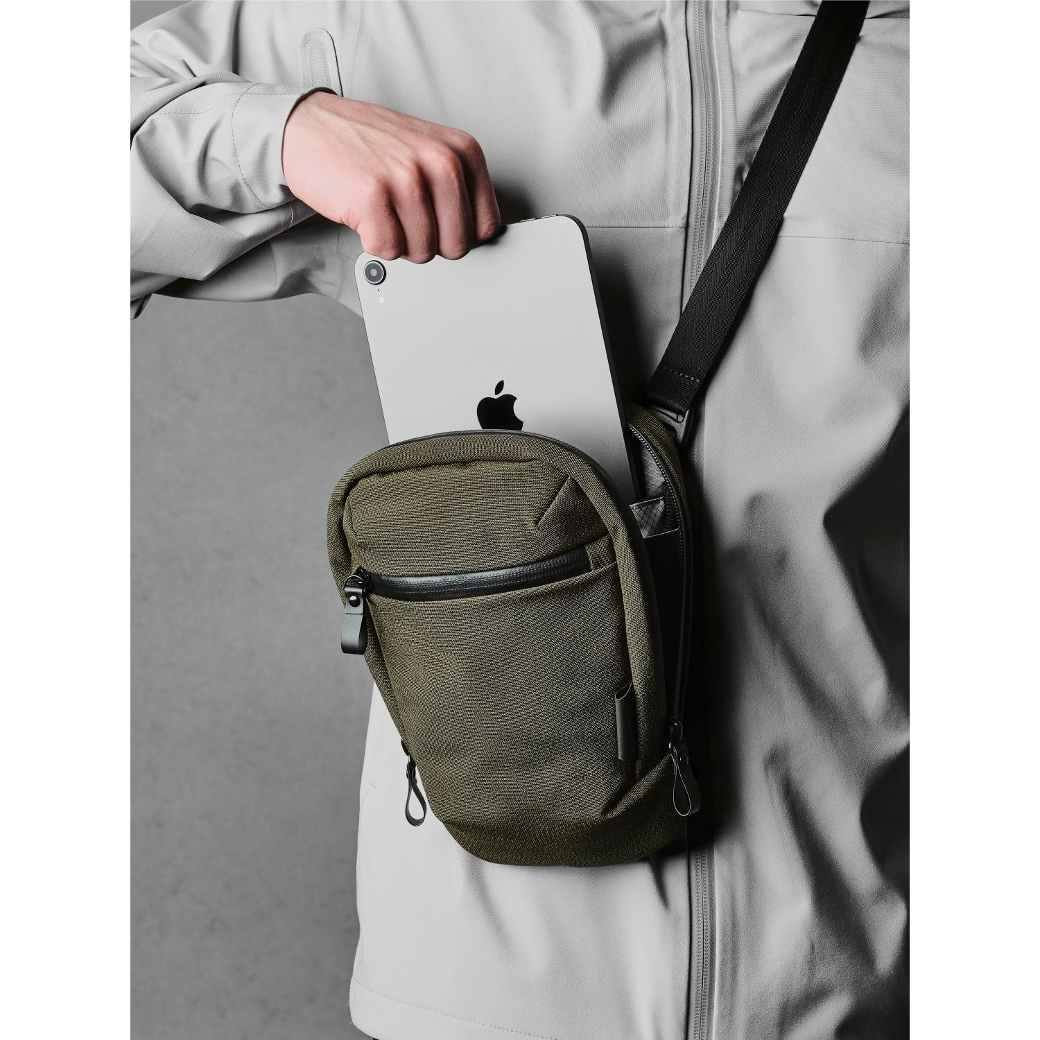 ALPAKA Vertical Sling Axoflux 600D (Army Green)