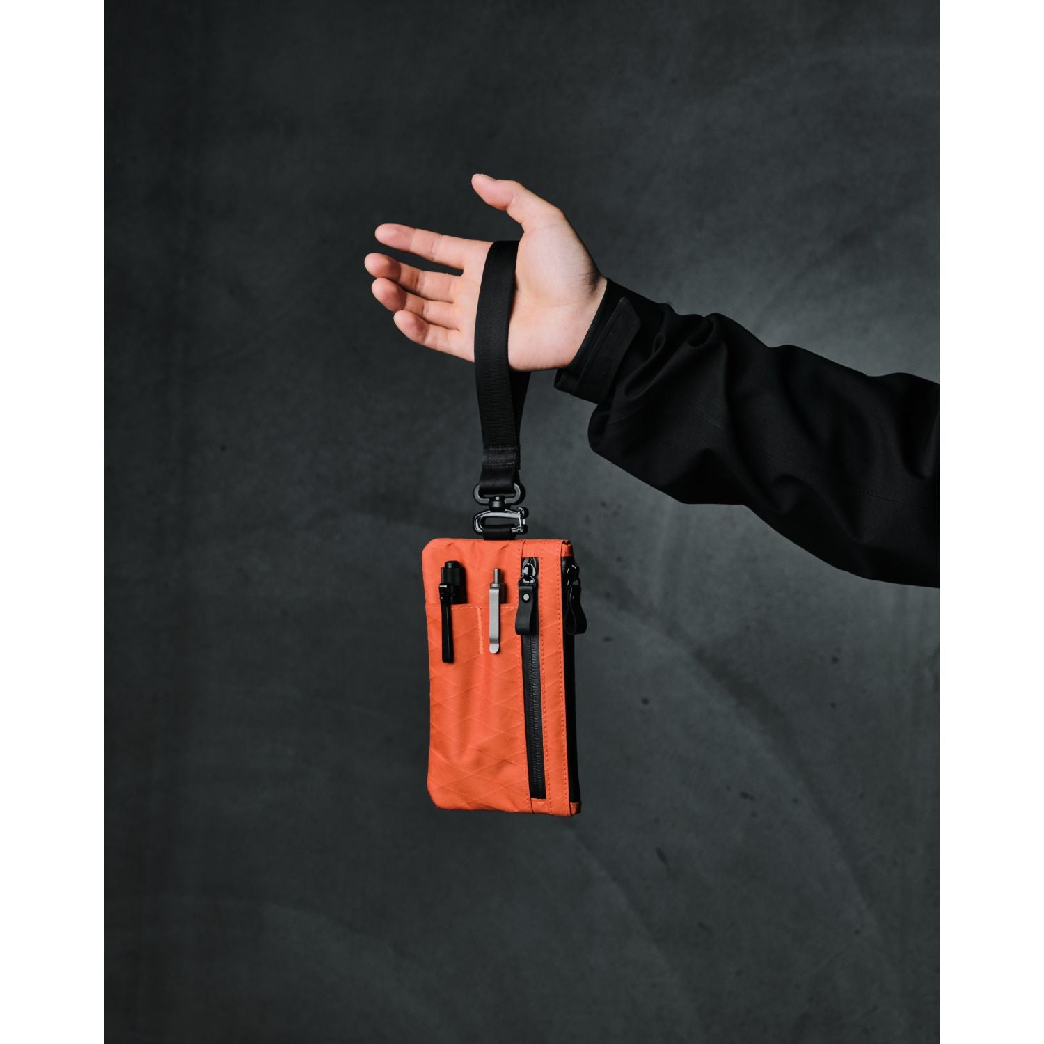 ALPAKA Zip Clutch X-Pac RX30 (Cayenne)