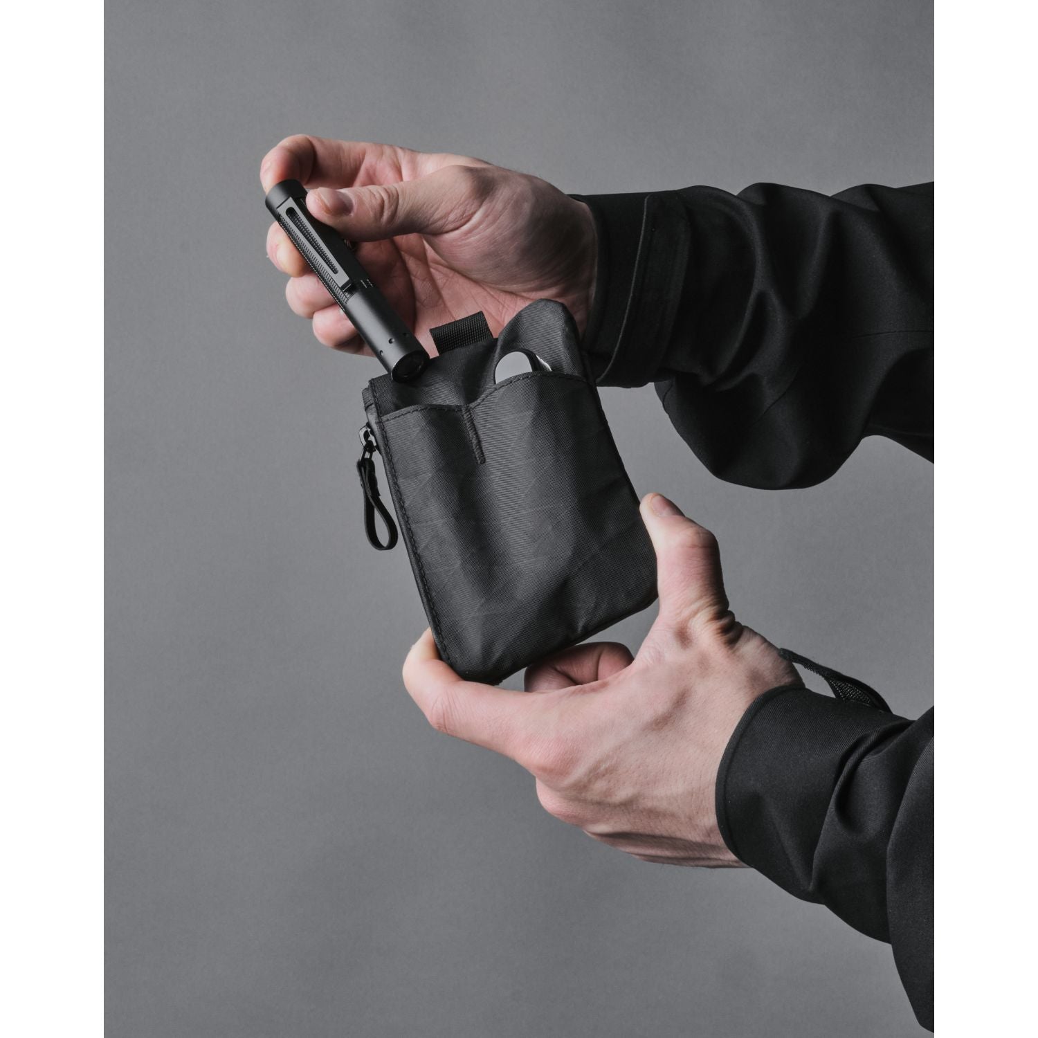 ALPAKA Zip Pouch Pro (Black)