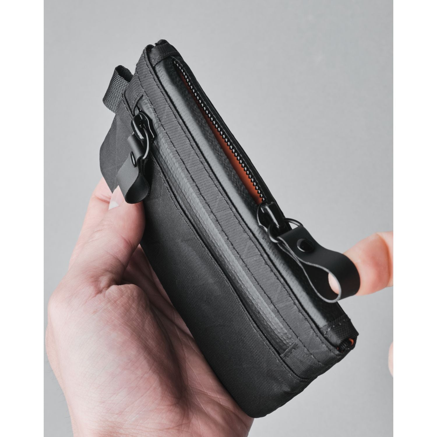 ALPAKA Zip Pouch VX21 (Black)