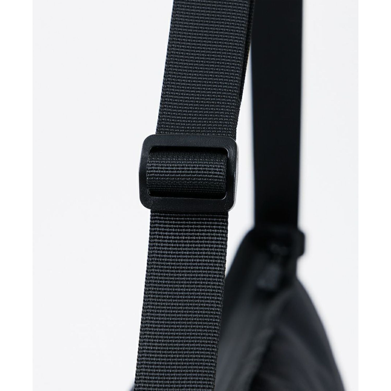 Anello Lit Shoulder Bag (Honeycomb Black)