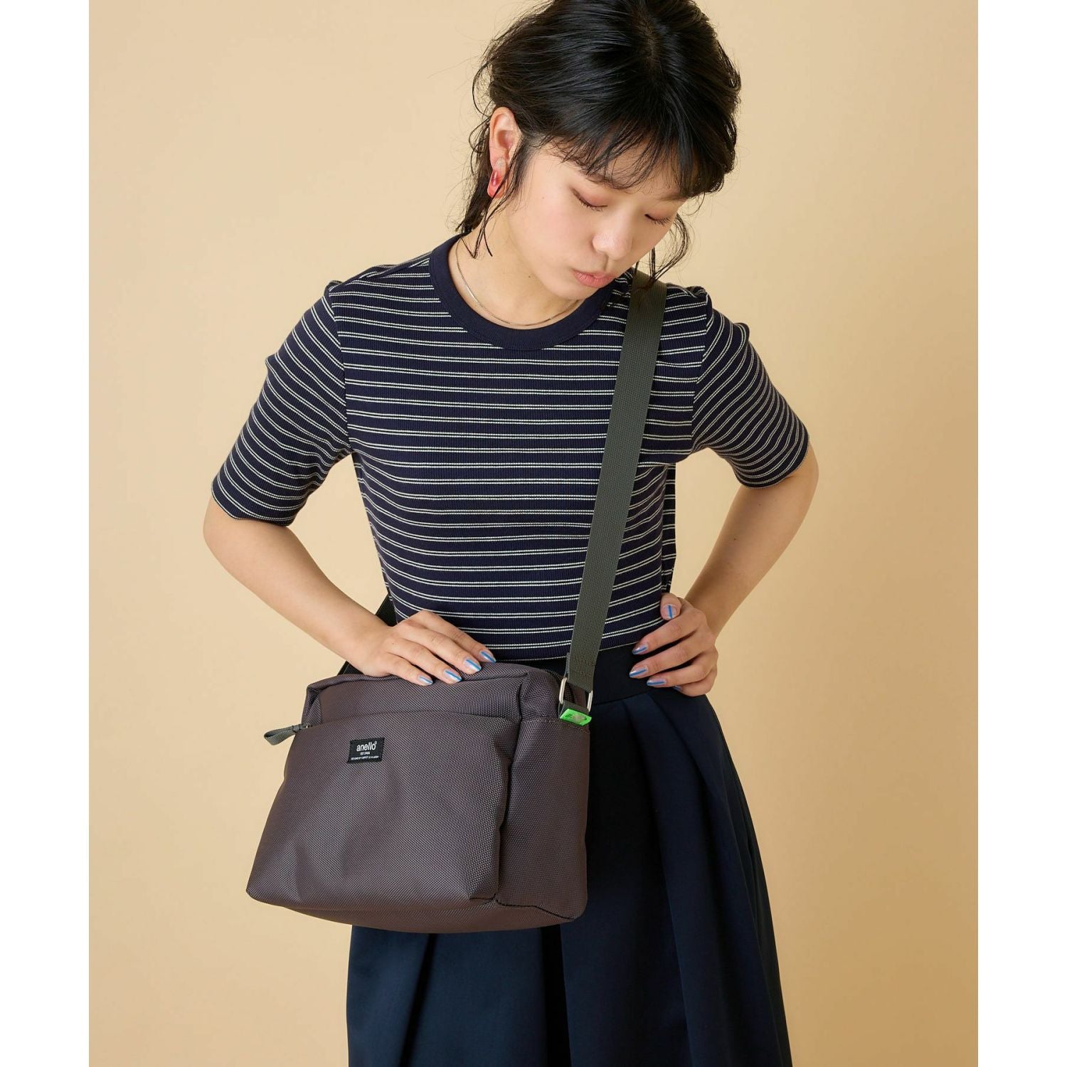 Anello Parcel Shoulder Bag (Grey)