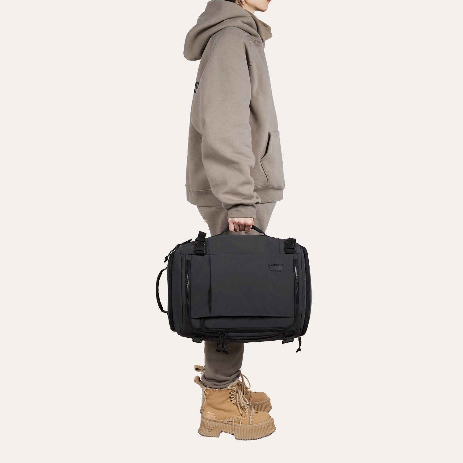 Bagsmart Blast Quick Access Carry On Travel Backpack Standard 28L (Black)