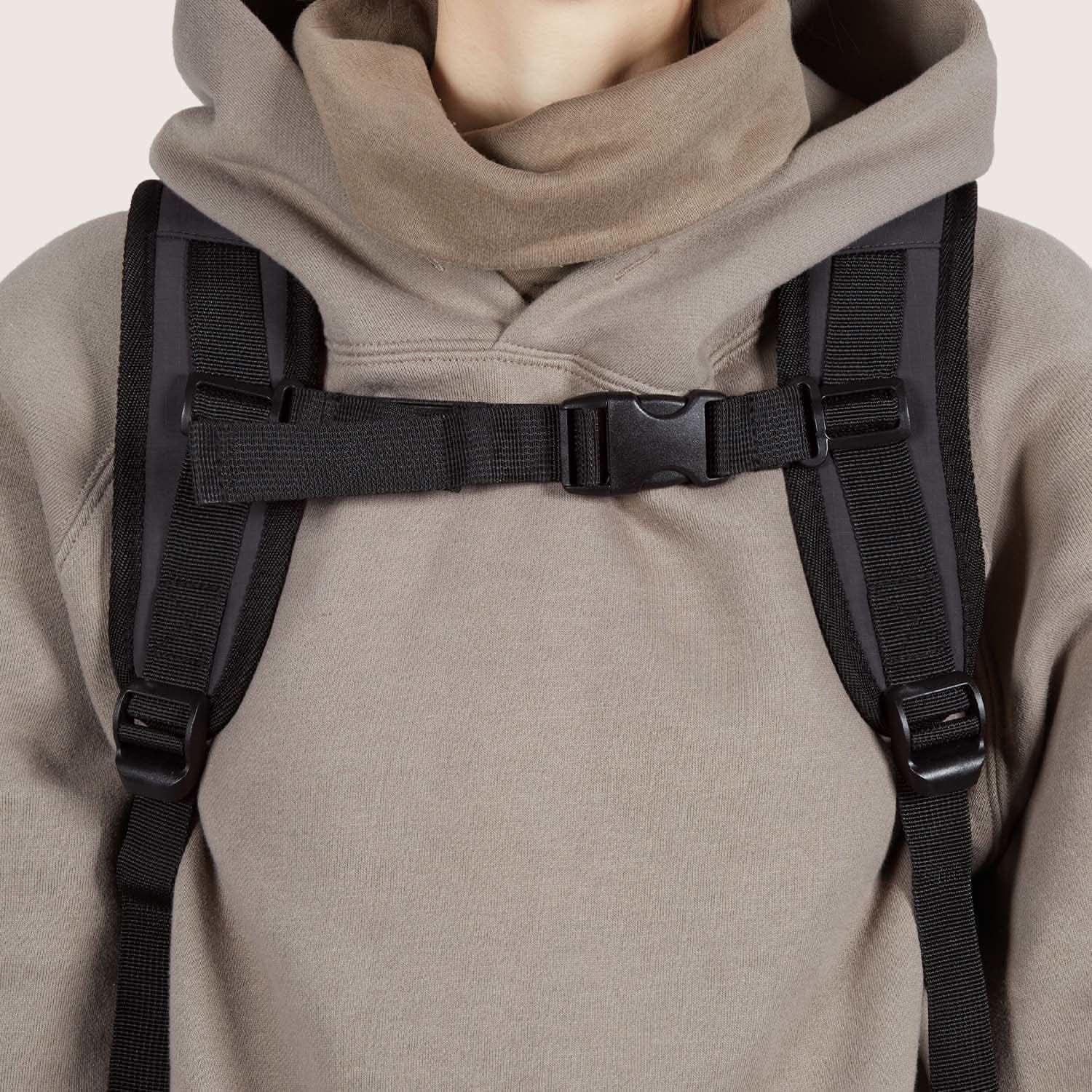 Bagsmart Blast Quick Access Carry On Travel Backpack Standard 28L (Black)