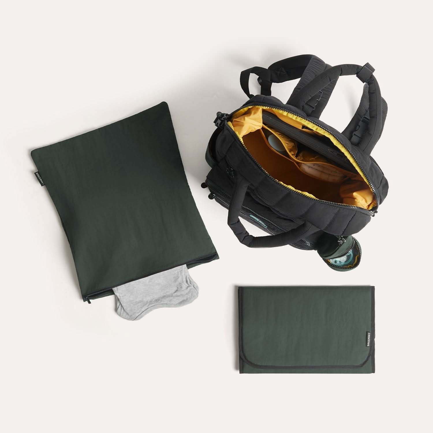 Bagsmart Walker Featherlight Travel Diaper Backpack 25L (Black)