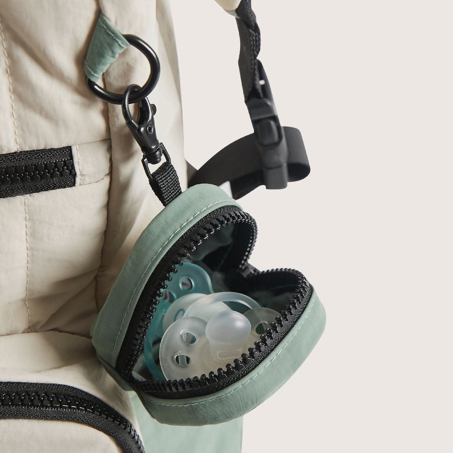 Bagsmart Walker Featherlight Travel Diaper Backpack 25L (Celadon)