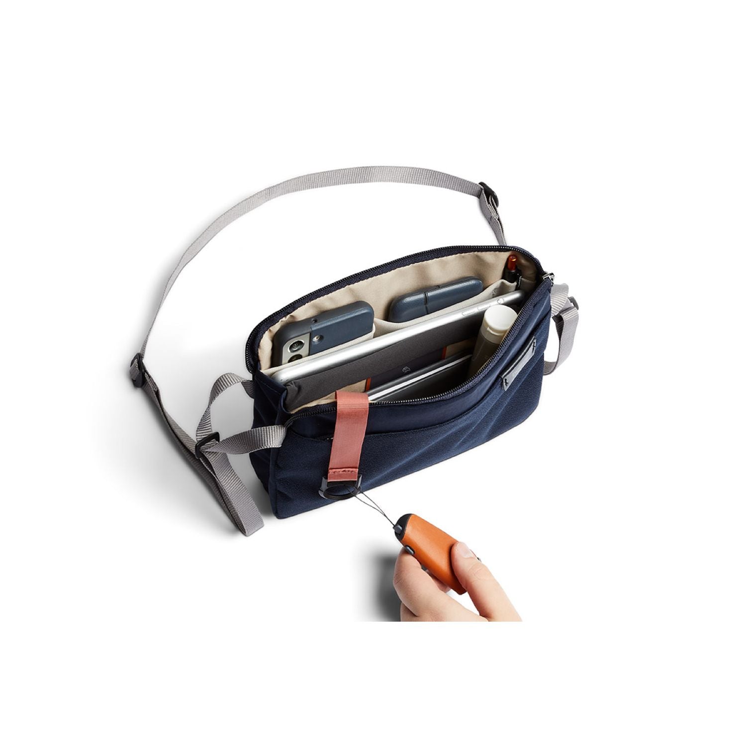 Bellroy City Pouch Plus - Navy