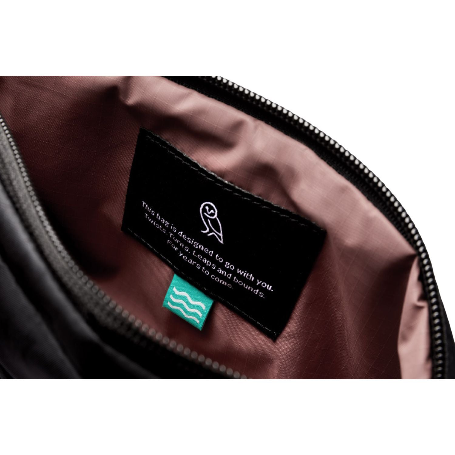 Bellroy Laneway Belt Bag - Ink