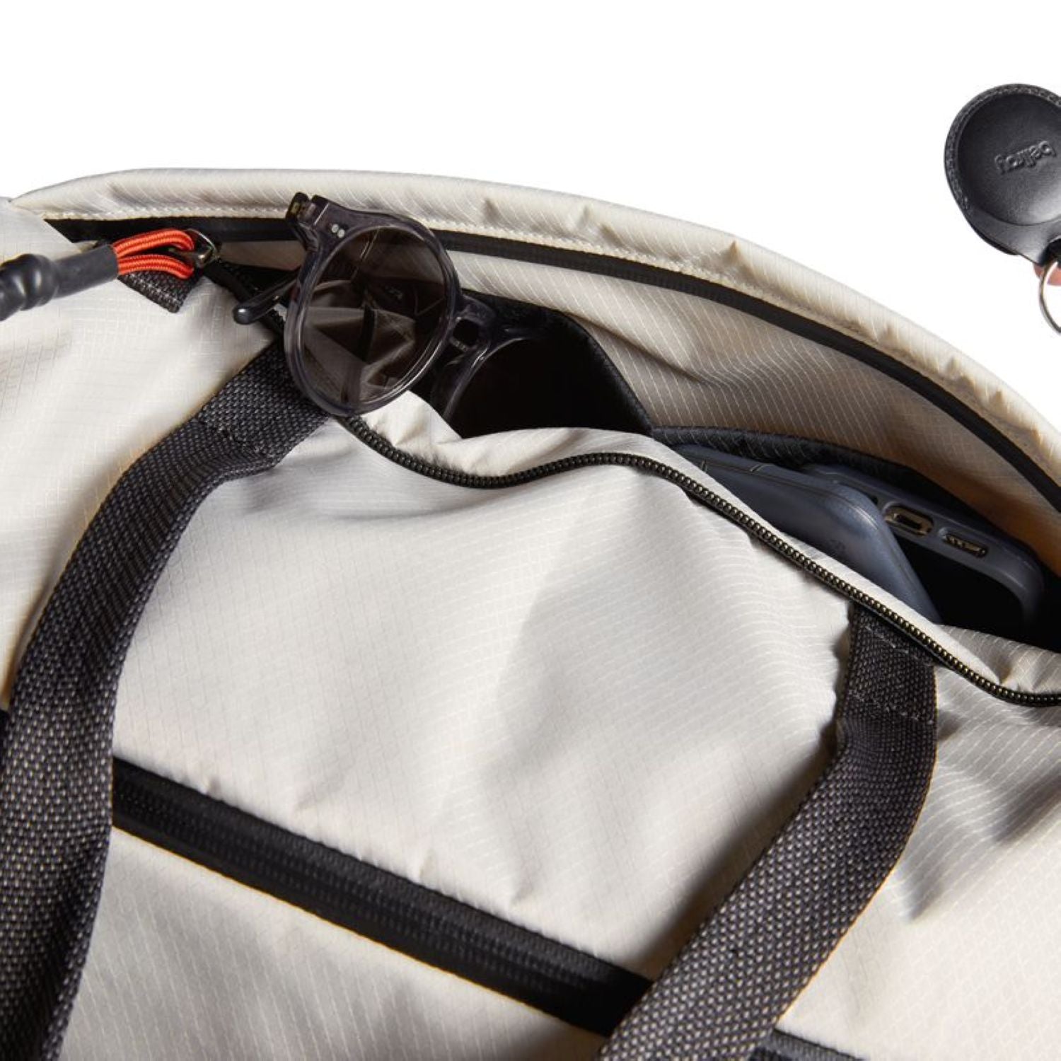 Bellroy Lite Duffel - Chalk