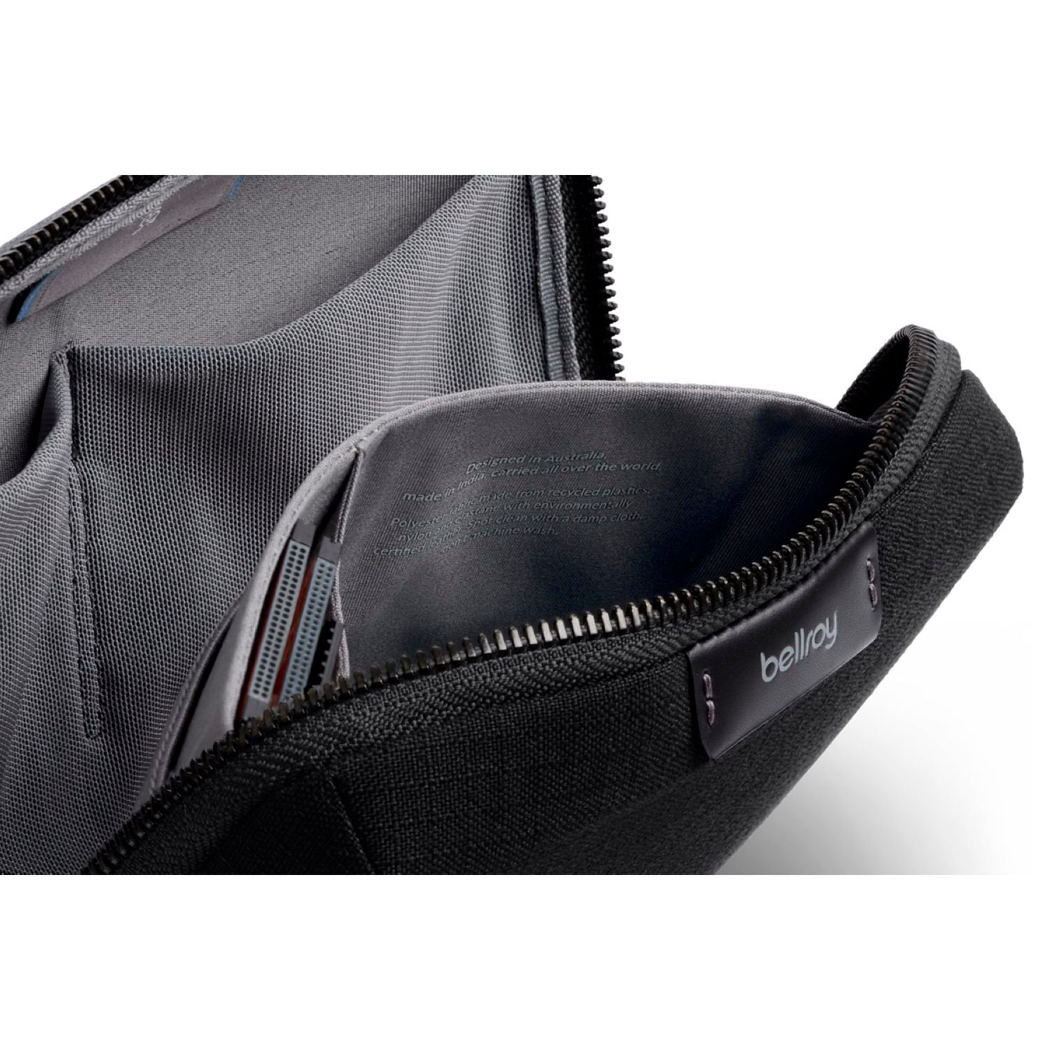 Bellroy Tech Kit Compact - Black