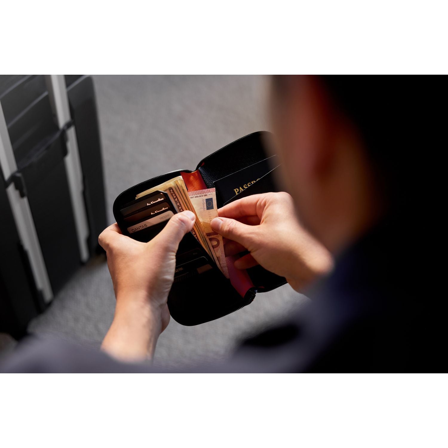 Bellroy Travel Folio (Second Edition) - Everglade