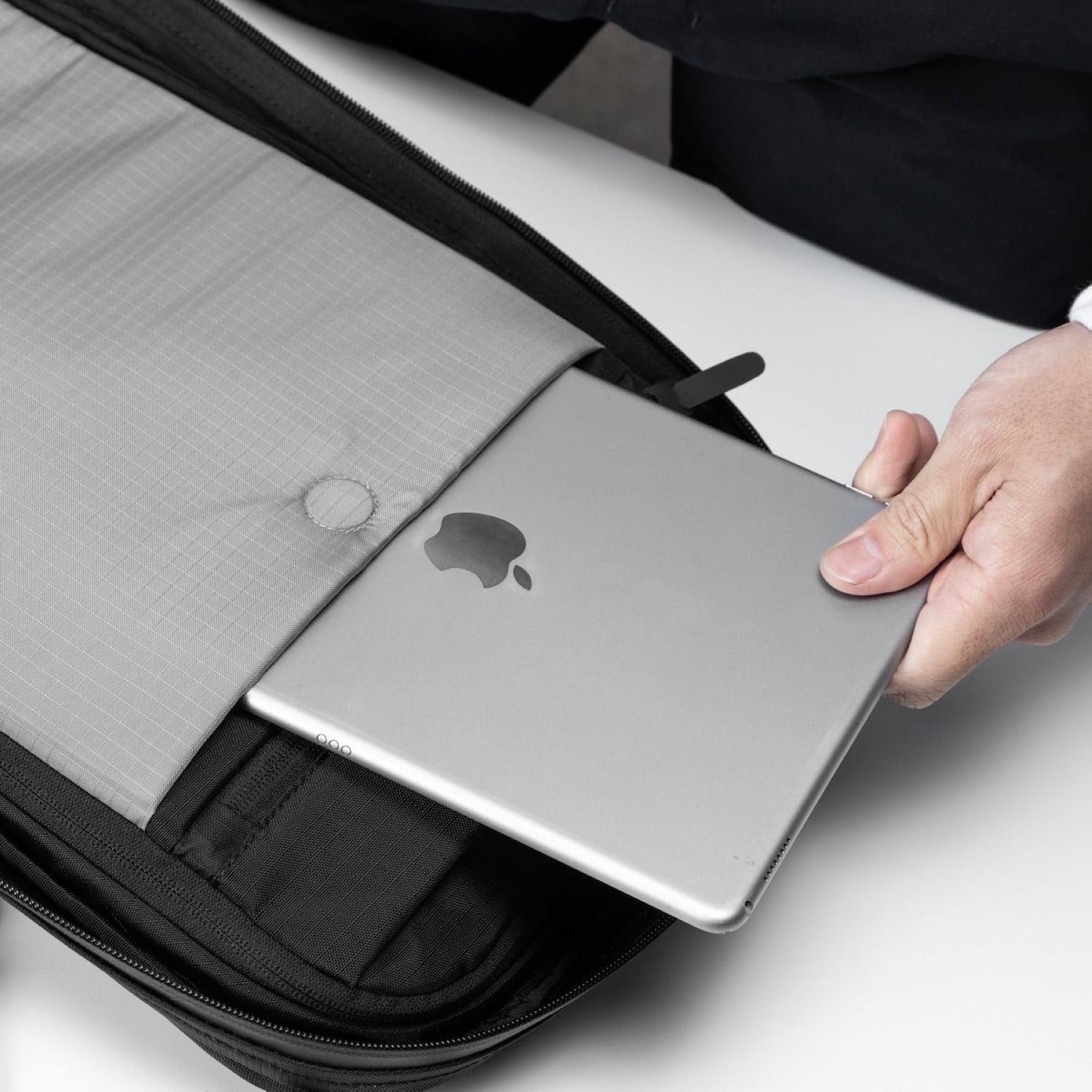 Black Ember Citadel 25 16 Laptop Backpack - Jet Black