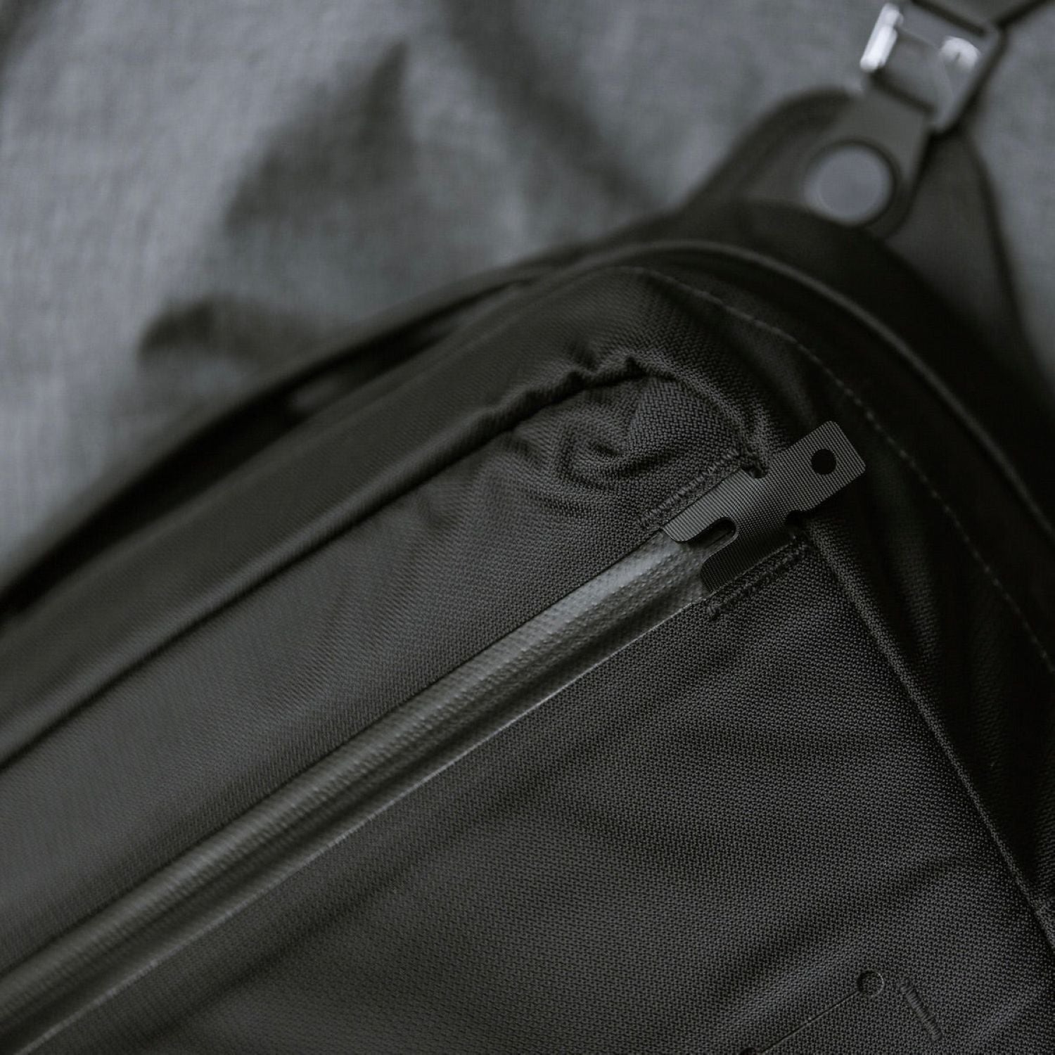 Black Ember 11" Tablet Grip Sling Bag 8L - Jet Black