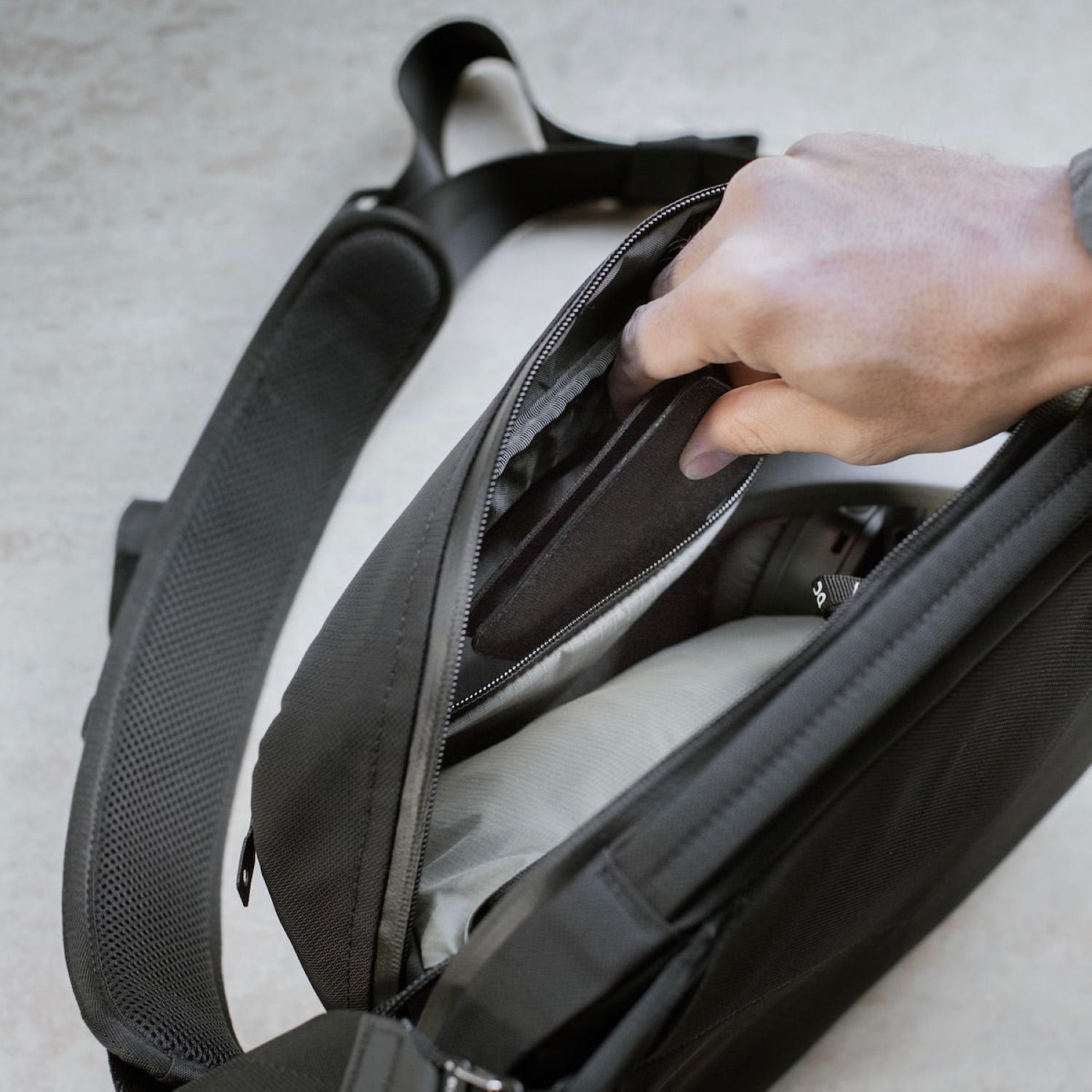 Black Ember 11" Tablet Grip Sling Bag 8L - Jet Black