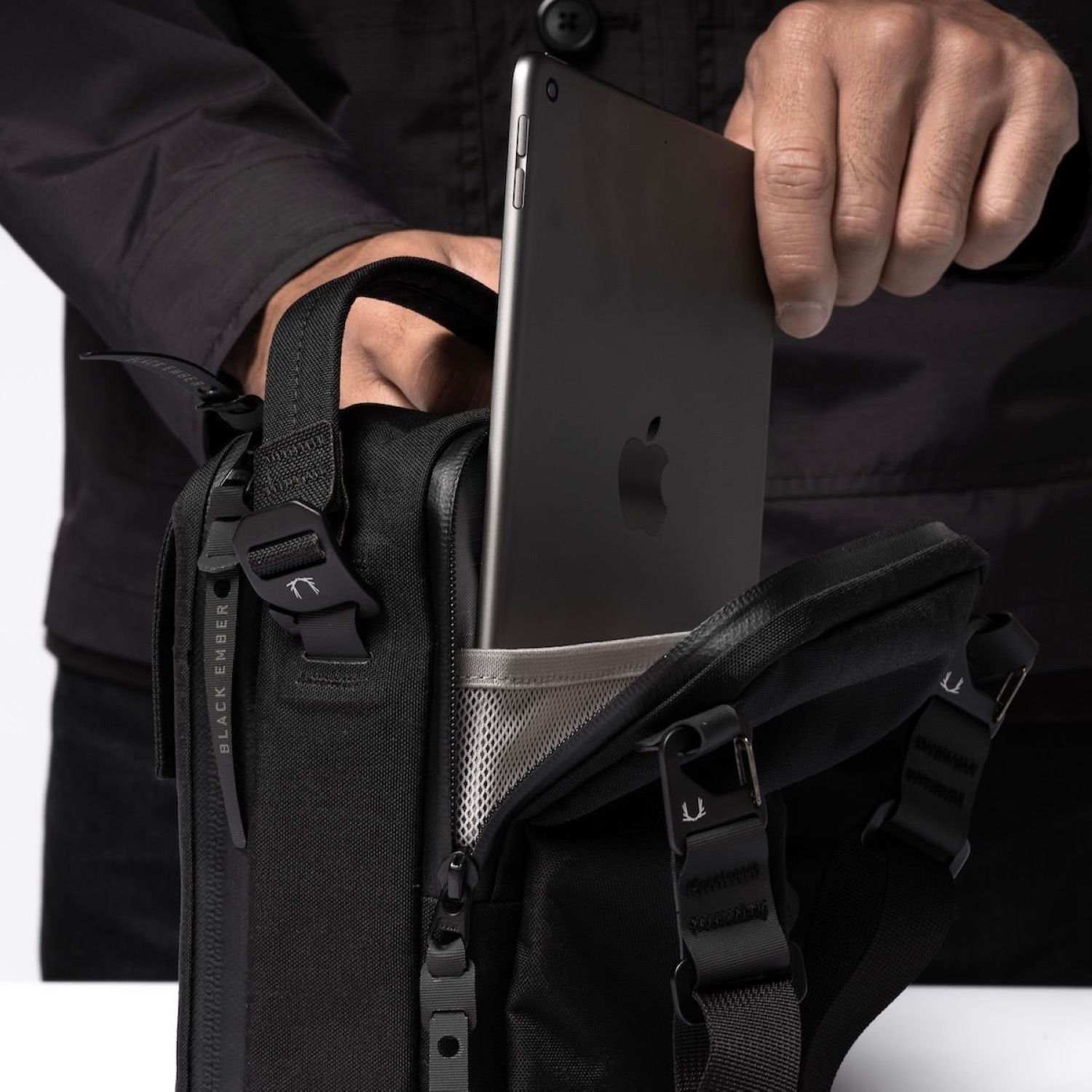 Black Ember (Limited Edition) Kompak Sling Bag 5L - Ember Orange