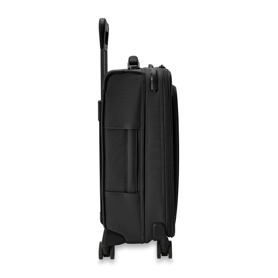Briggs & Riley Baseline Essential Carry-On Spinner (Black)