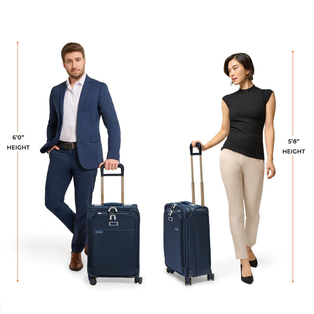 Briggs & Riley Baseline Essential Carry-On Spinner (Navy)