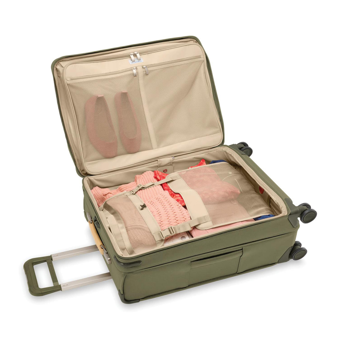 Briggs & Riley Baseline Medium Expandable Spinner (Olive)